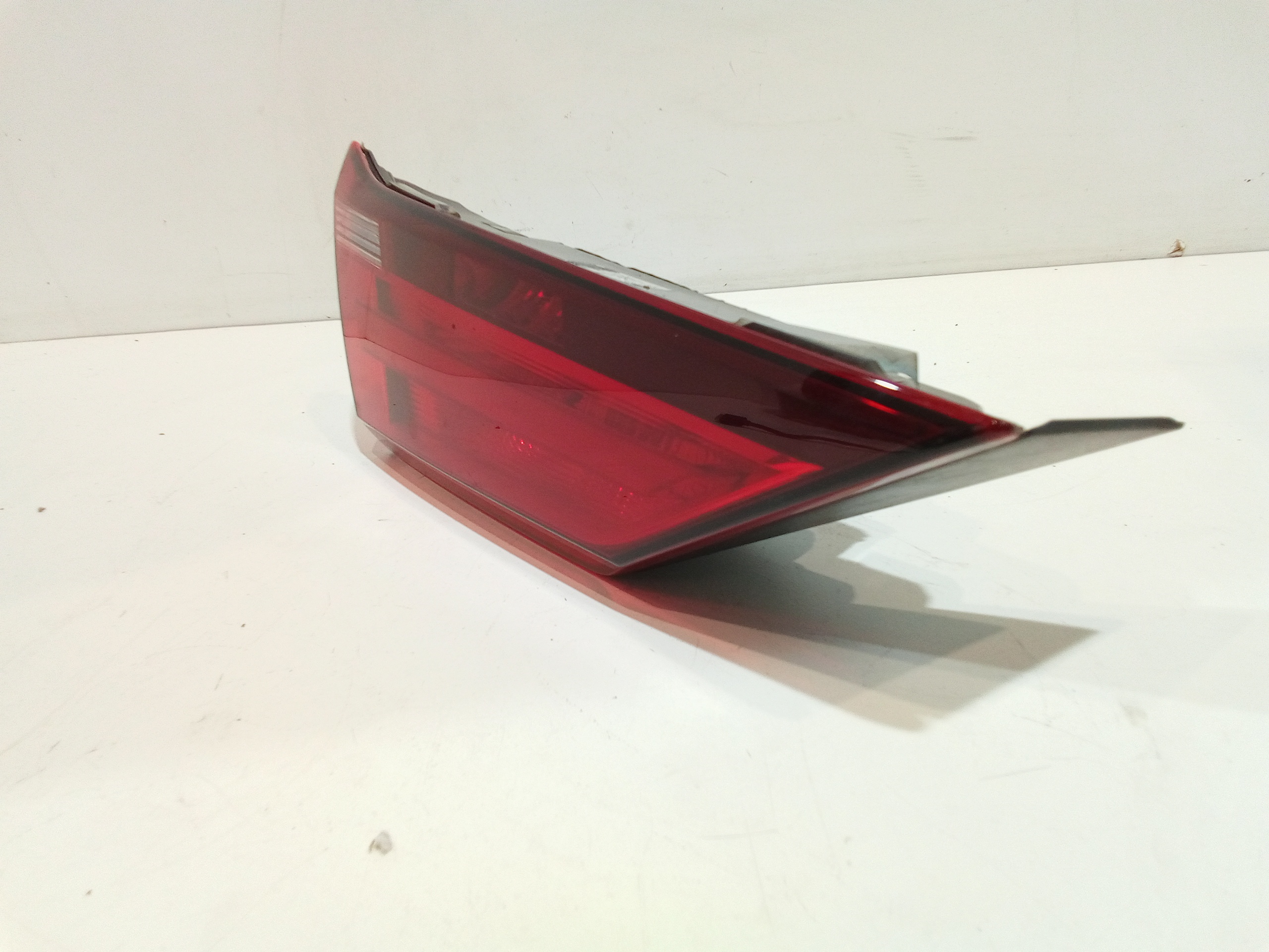 Stop posteriore sinistro a led integrato nel portello per Bmw Serie 1 F40 (19>) (2019 - In produzione)