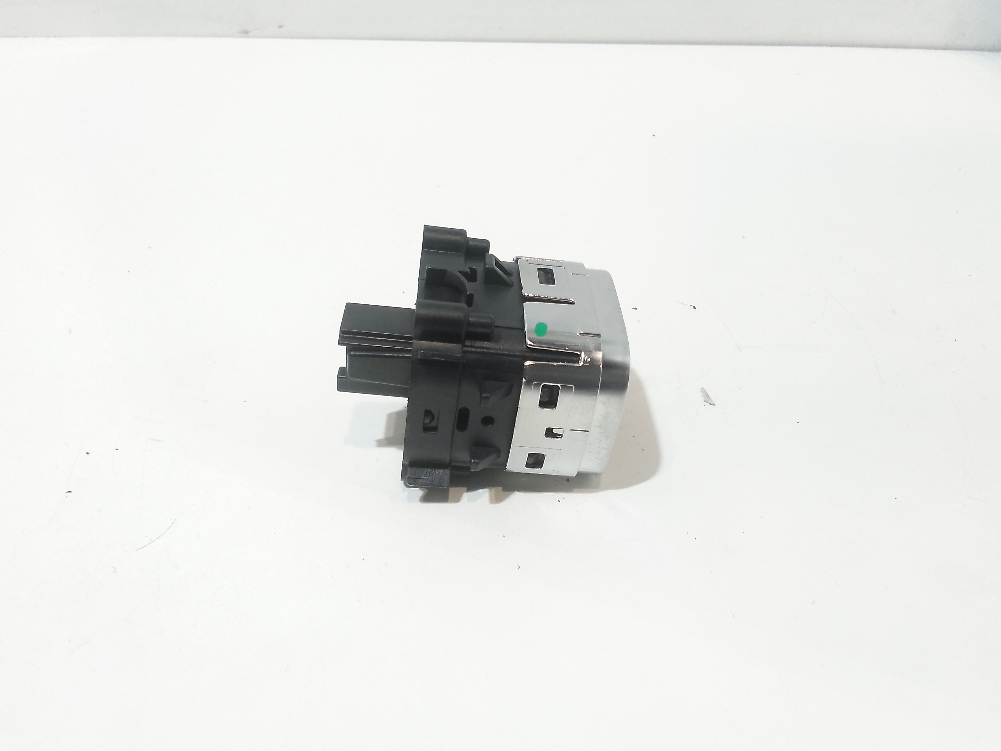 Pulsante start e stop per Mercedes Classe A Serie (w177) (18>) (2018 - In produzione)