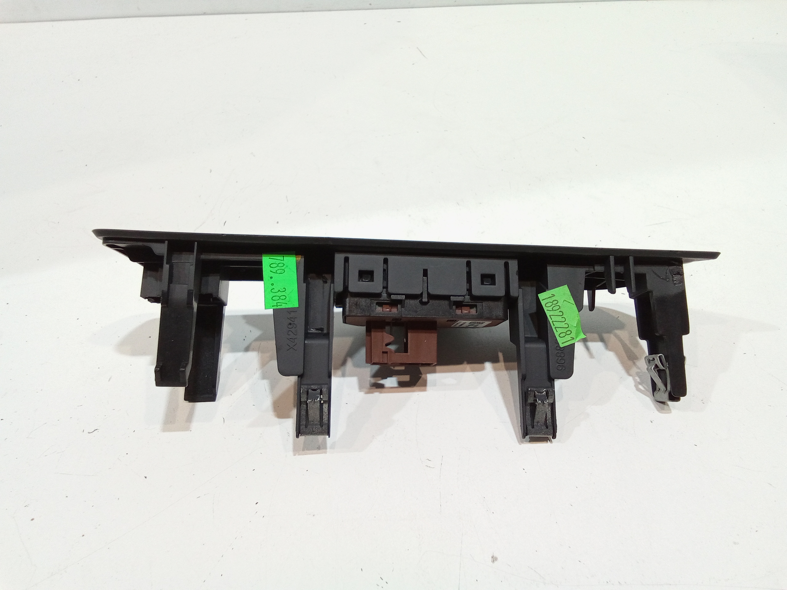 Pulsante apertura portellone posteriore per Peugeot 508 Station Wagon (2011 - In produzione)