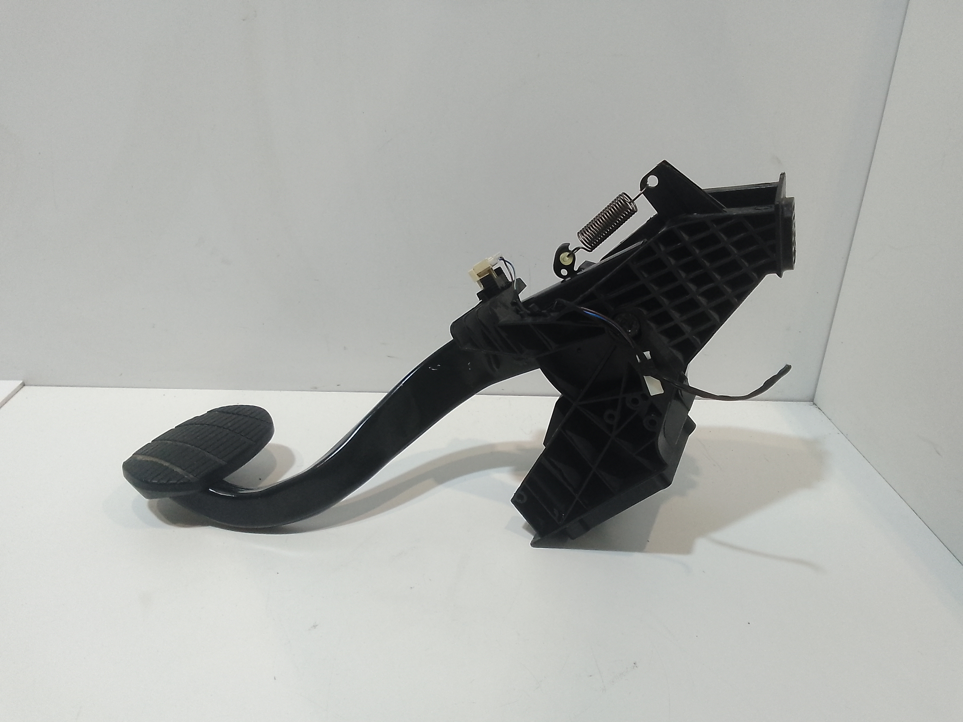 Pedale Freno per Bmw Serie 1 F40 (19>) (2019 - In produzione)