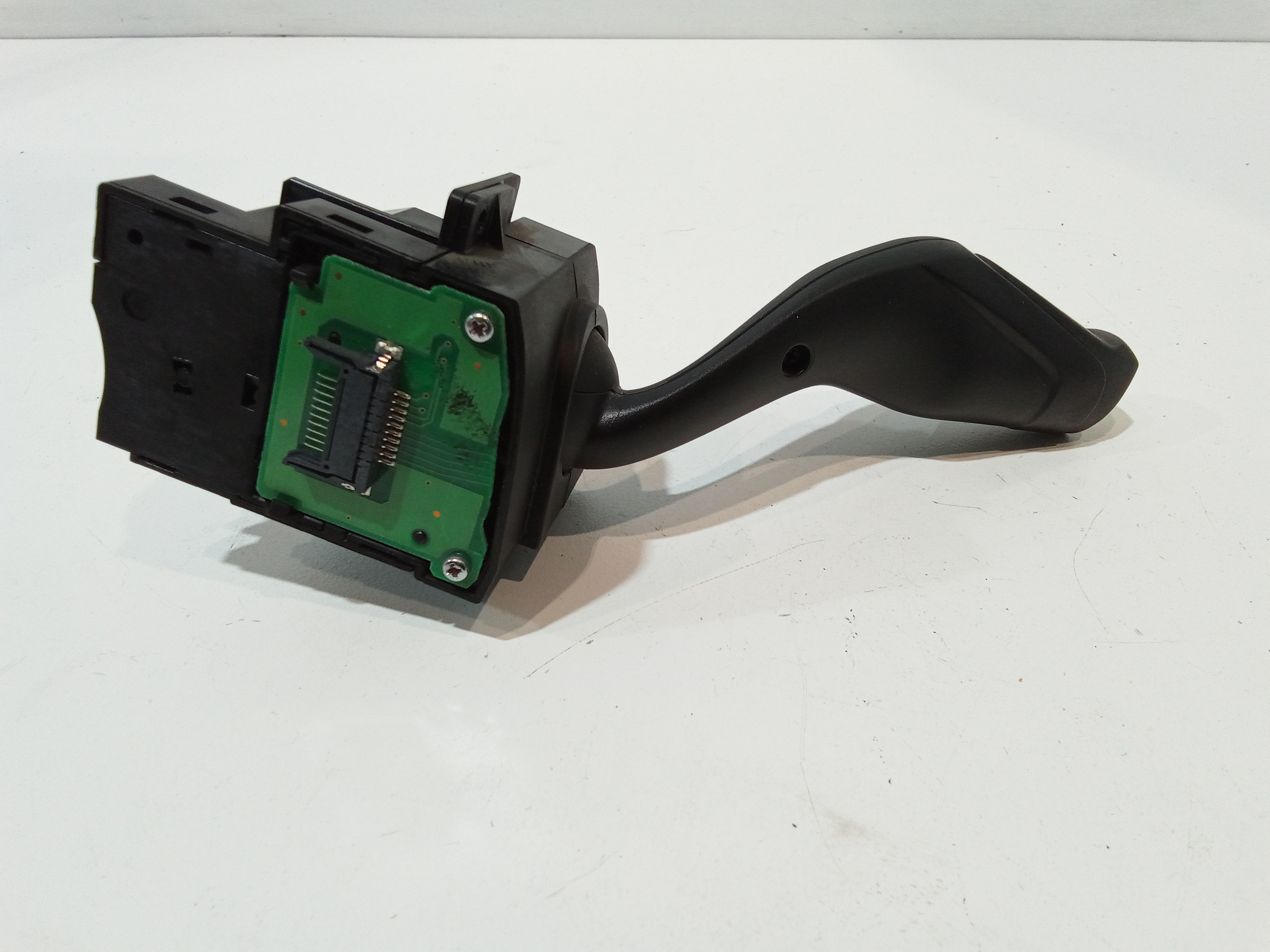 Devioluci sinistro per Ford C - Max Serie (10>) (2010 - In produzione)