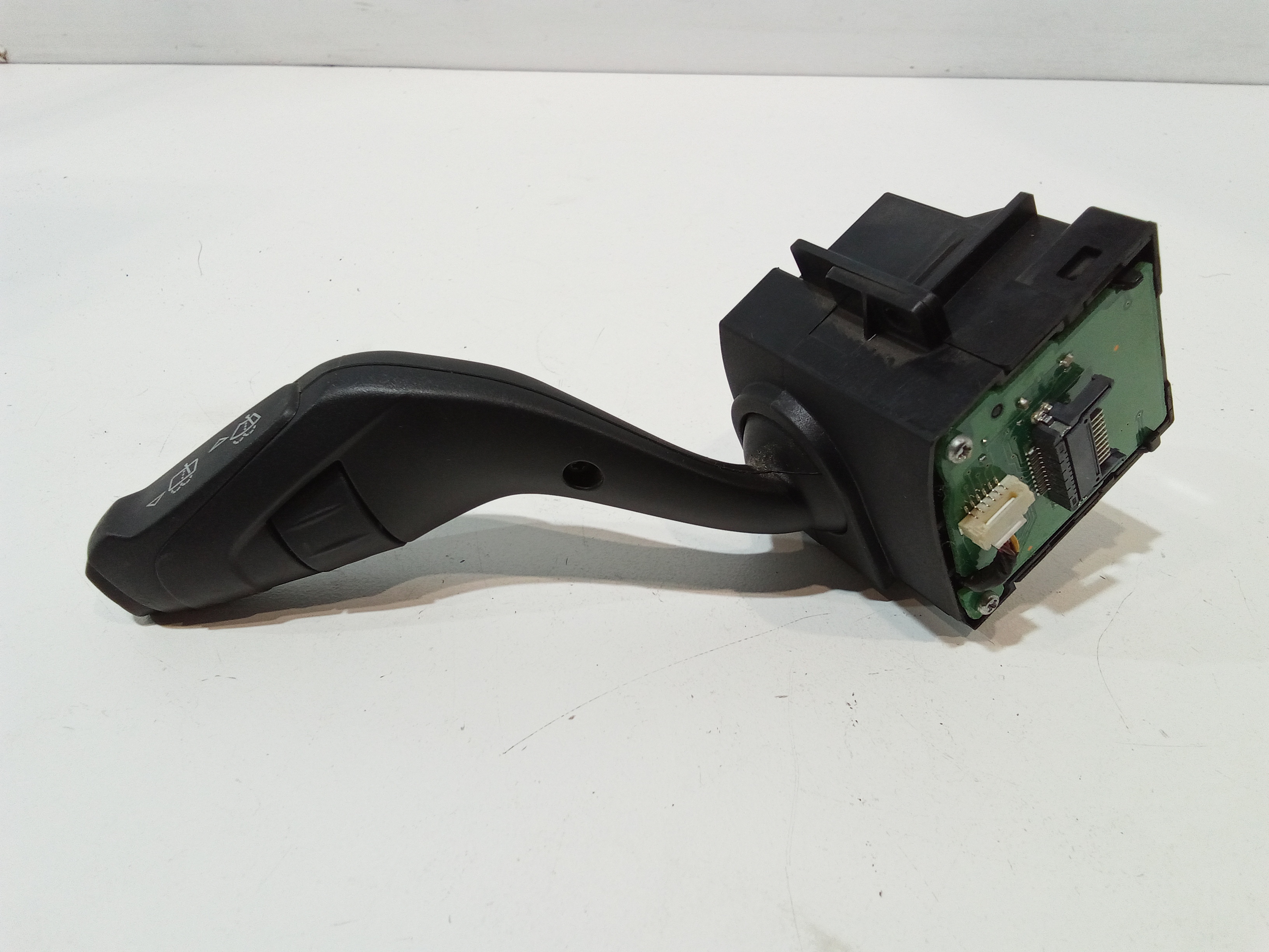 Devioluci destro per Ford C - Max Serie (10>) (2010 - In produzione)