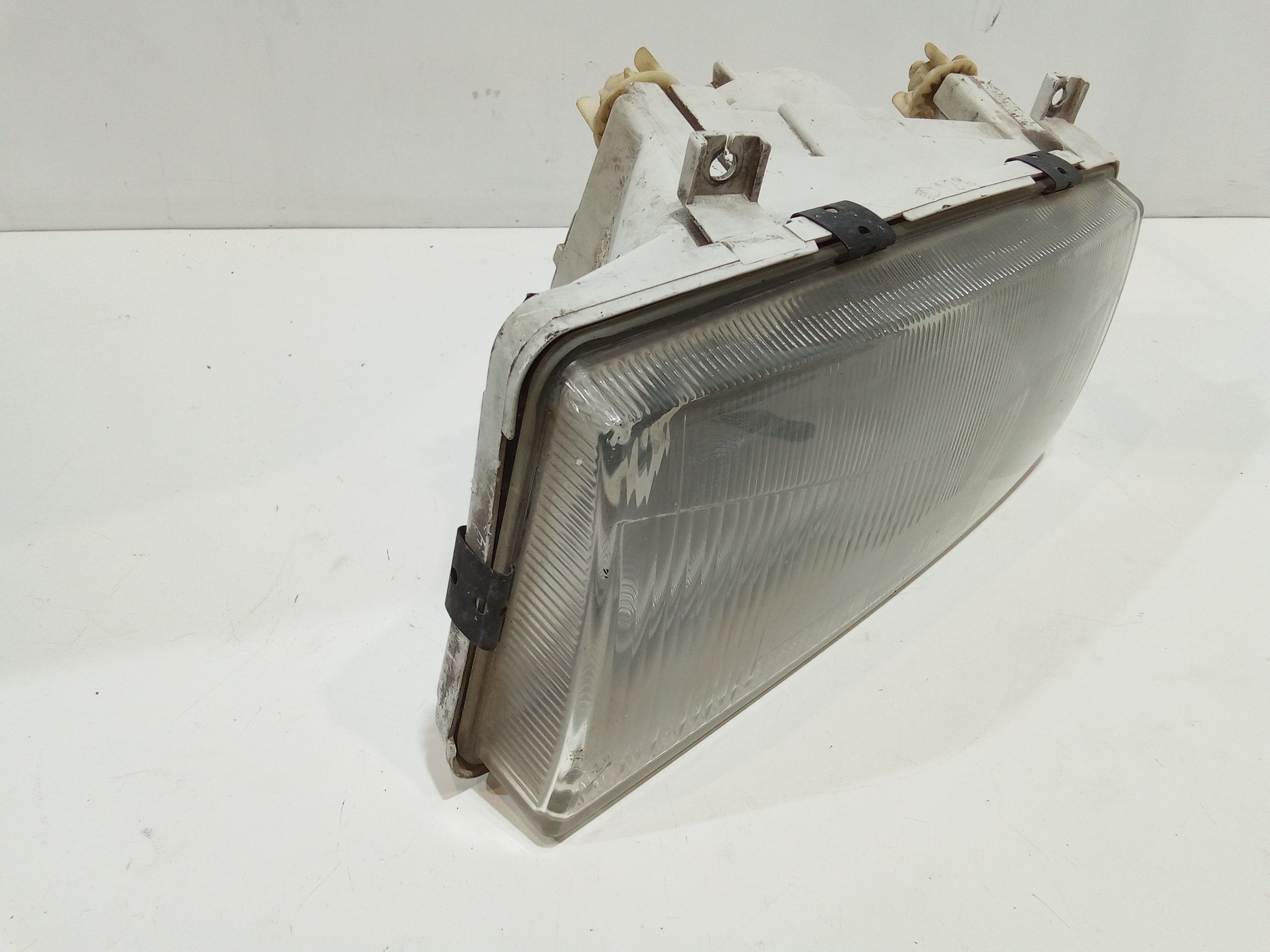 Faro anteriore Sinistro Guida per Skoda Felicia Berlina (1994 - 2001)