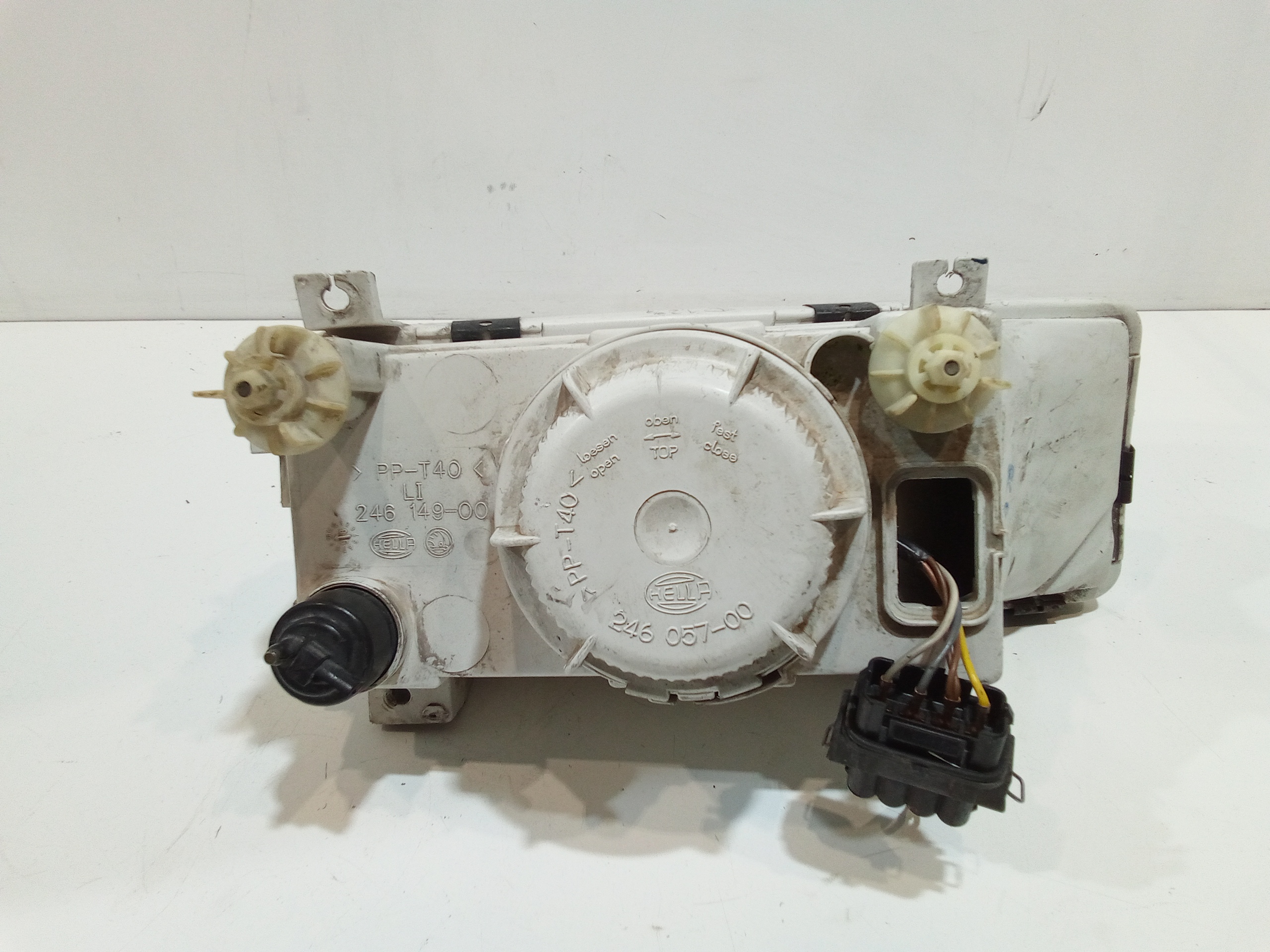 Faro anteriore Sinistro Guida per Skoda Felicia Berlina (1994 - 2001)