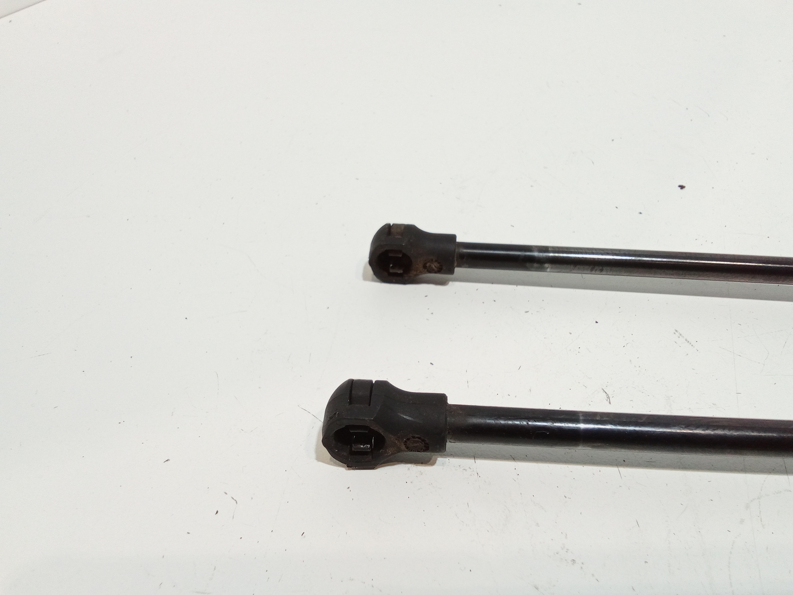 Pistoncini cofano Post. per Citroen C3 Picasso (08>) (2008 - In produzione)