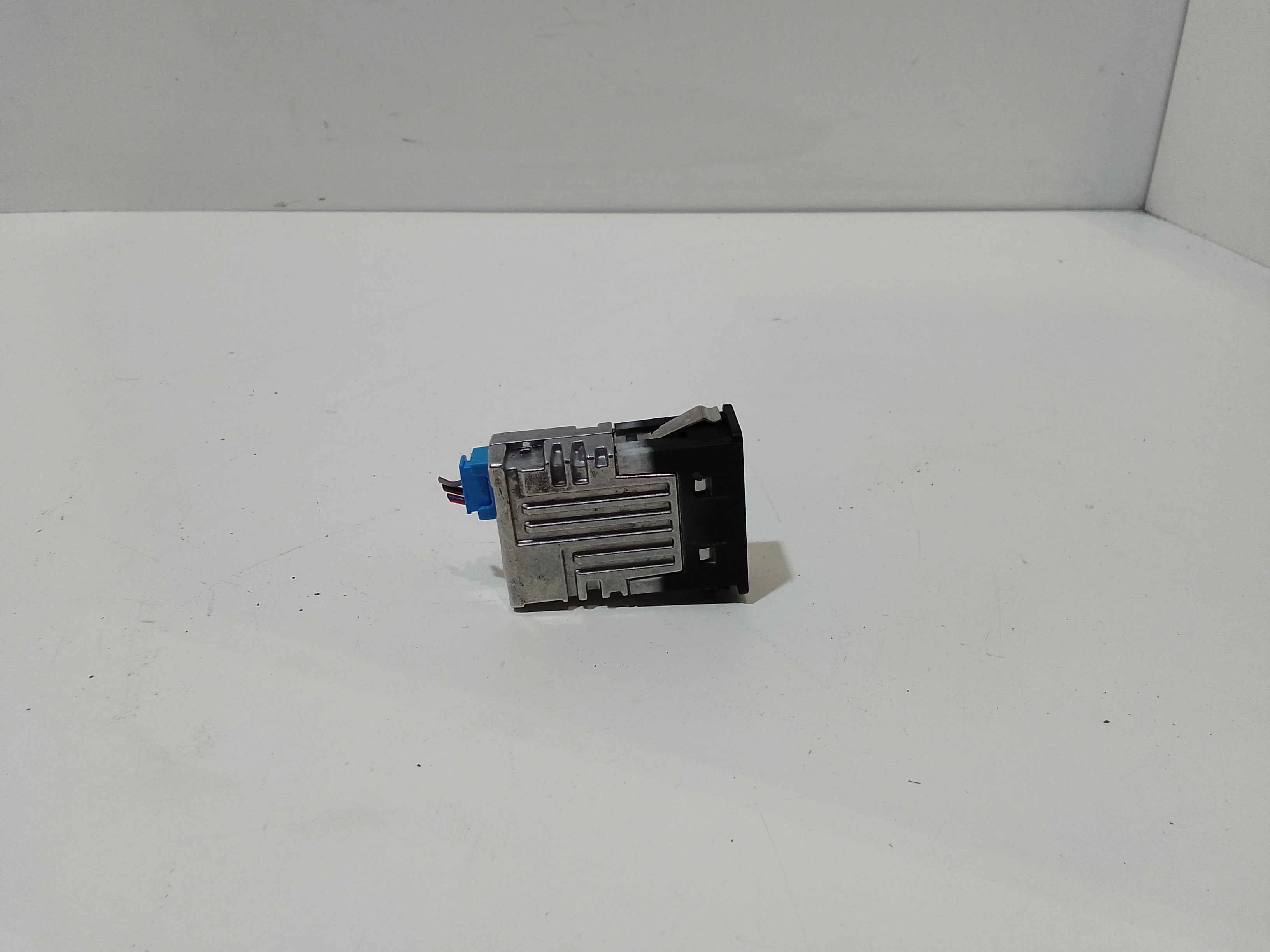 Porta USB per Bmw Serie 1 F40 (19>) (2019 - In produzione)