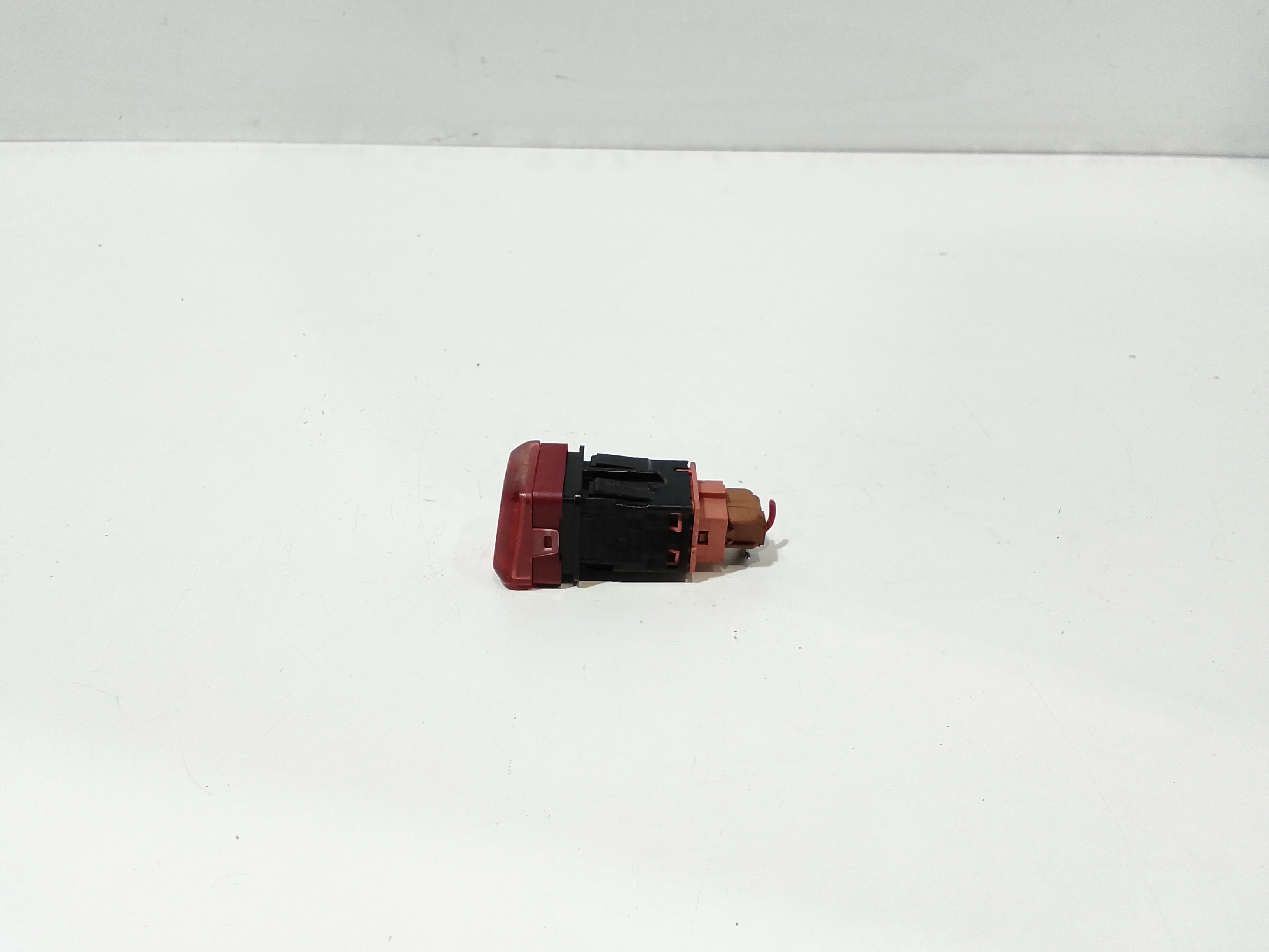 Pulsante luci di emergenza per Citroen C3 Picasso (08>) (2008 - In produzione)