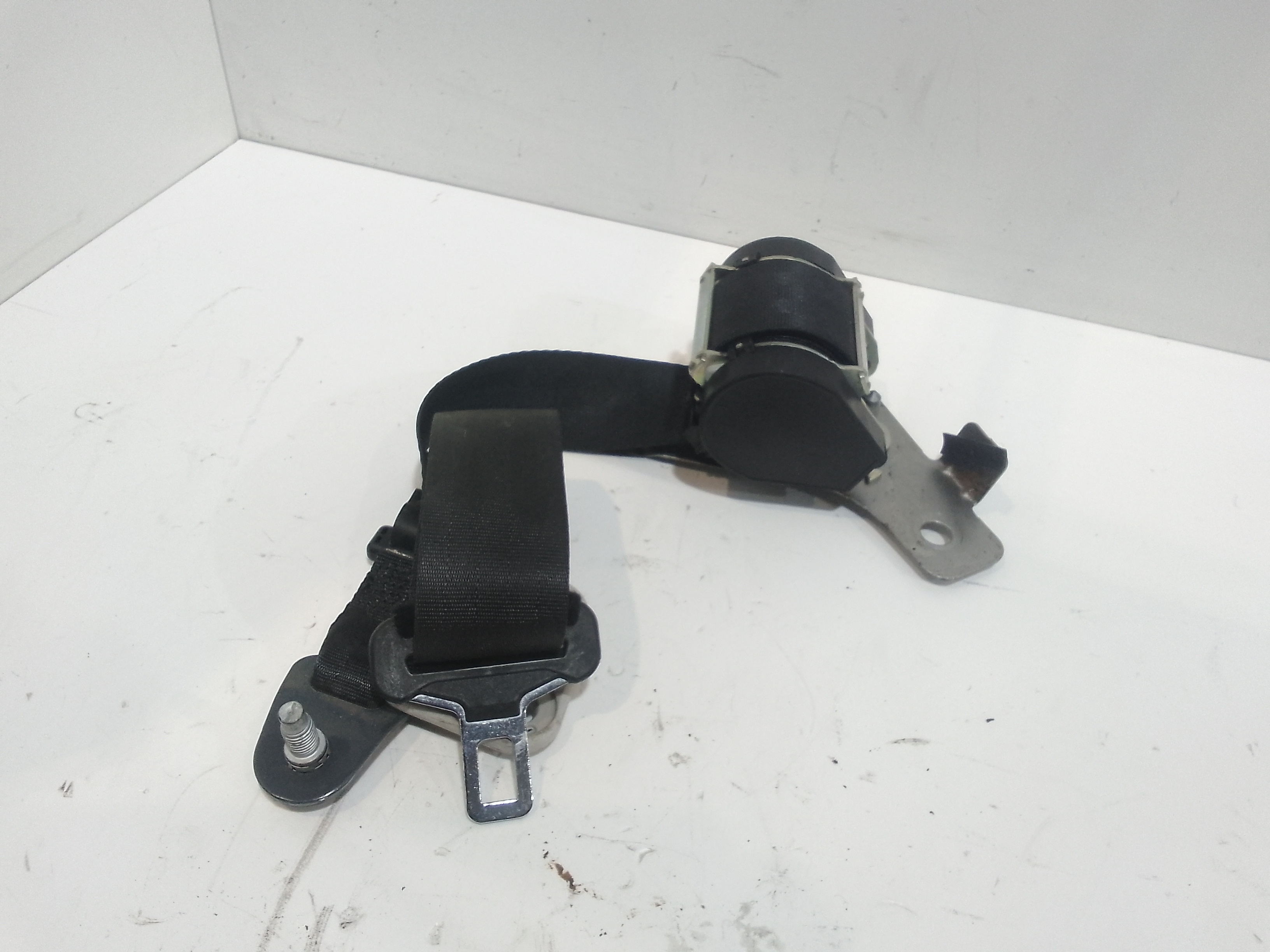 Cintura di sicurezza Posteriore Sx Guida per Citroen C3 Picasso (08>) (2008 - In produzione)