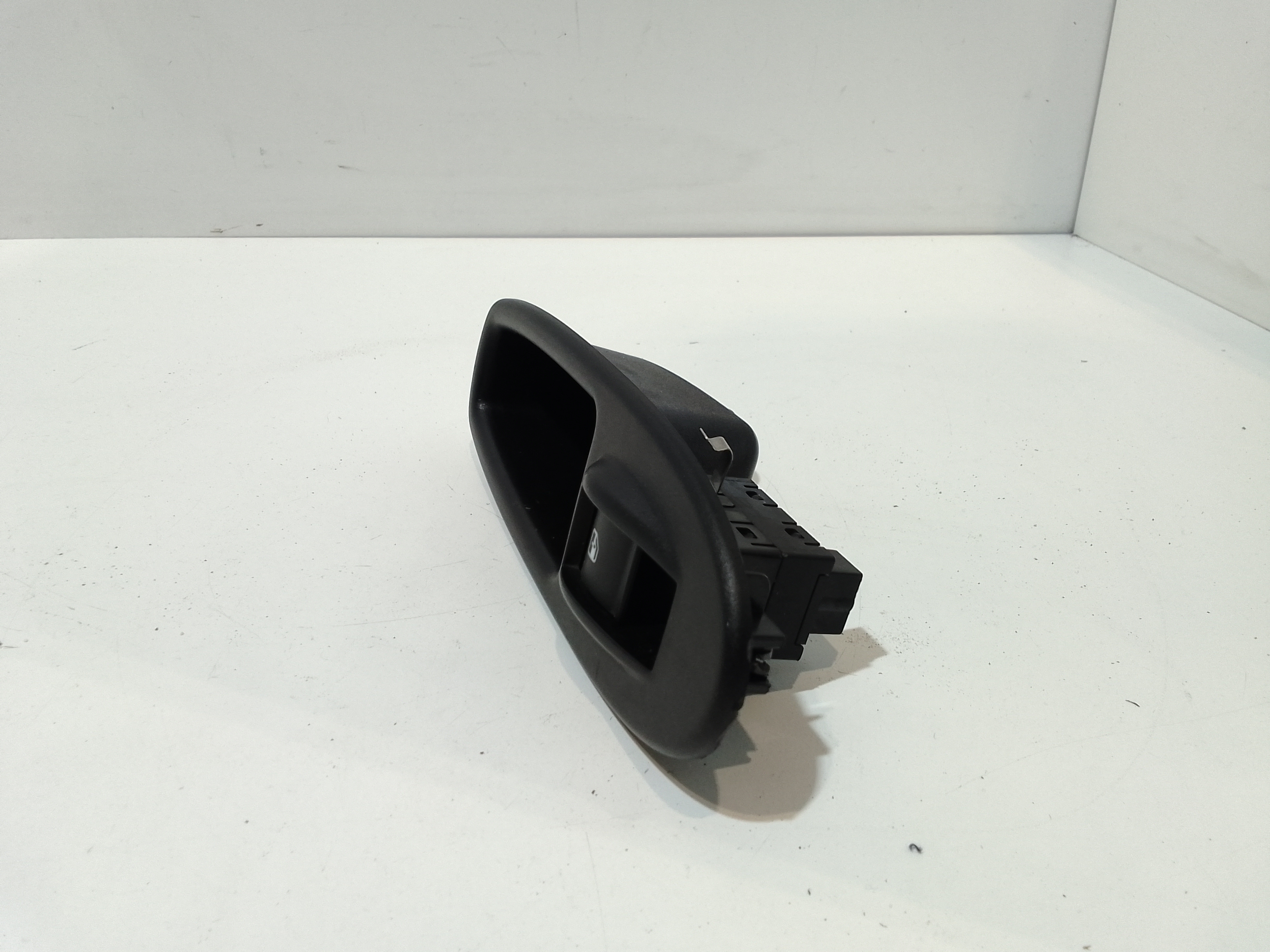 Pulsantiera Posteriore Sinistra per Fiat 500 L Serie (351_352) (12>) (2012 - In produzione)