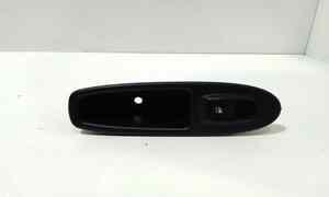 Pulsantiera Posteriore Sinistra per Fiat 500 L Serie (351_352) (12>) (2012 - In produzione)