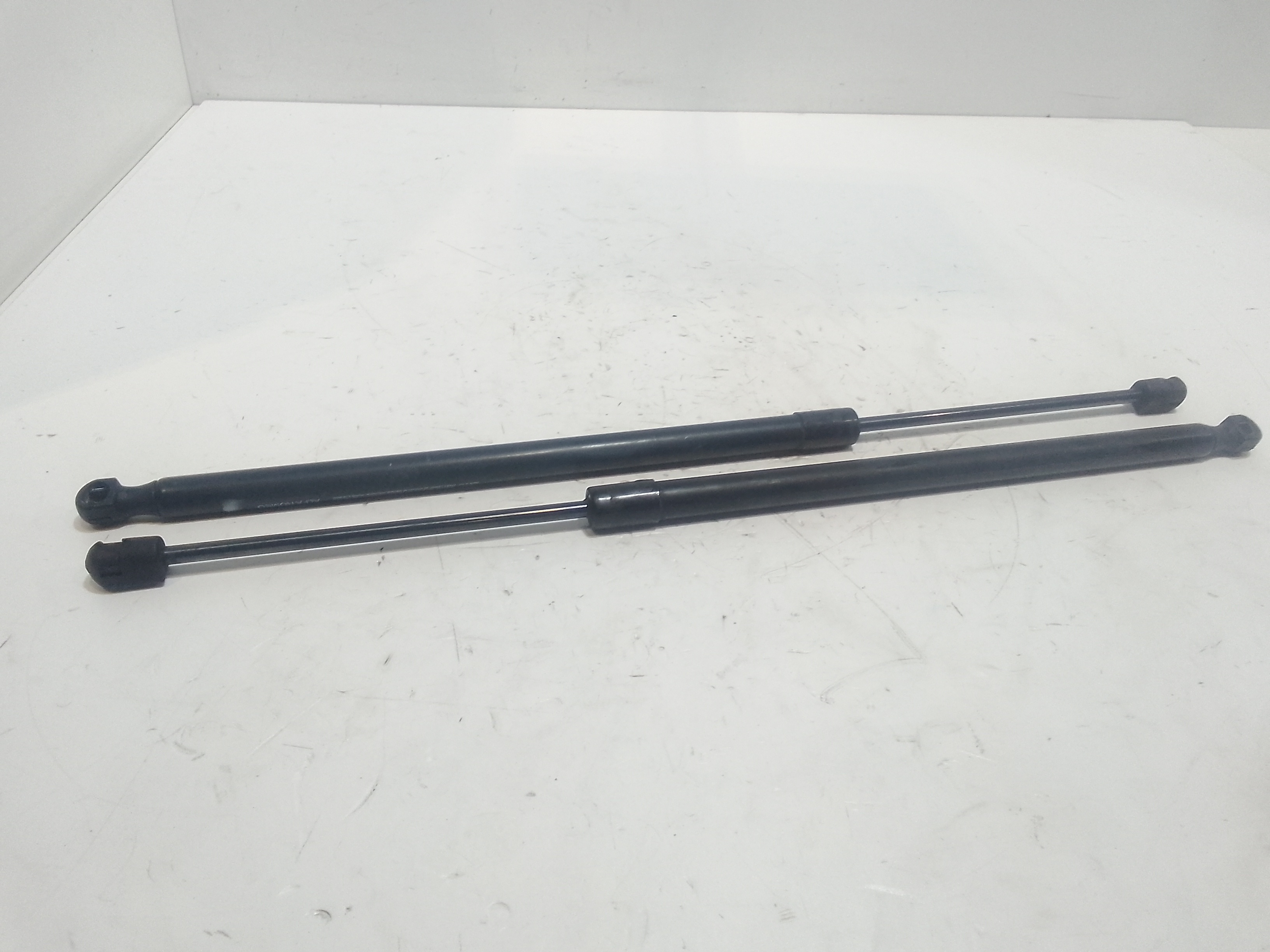 Pistoncini cofano Post. per Fiat 500 L Serie (351_352) (12>) (2012 - In produzione)