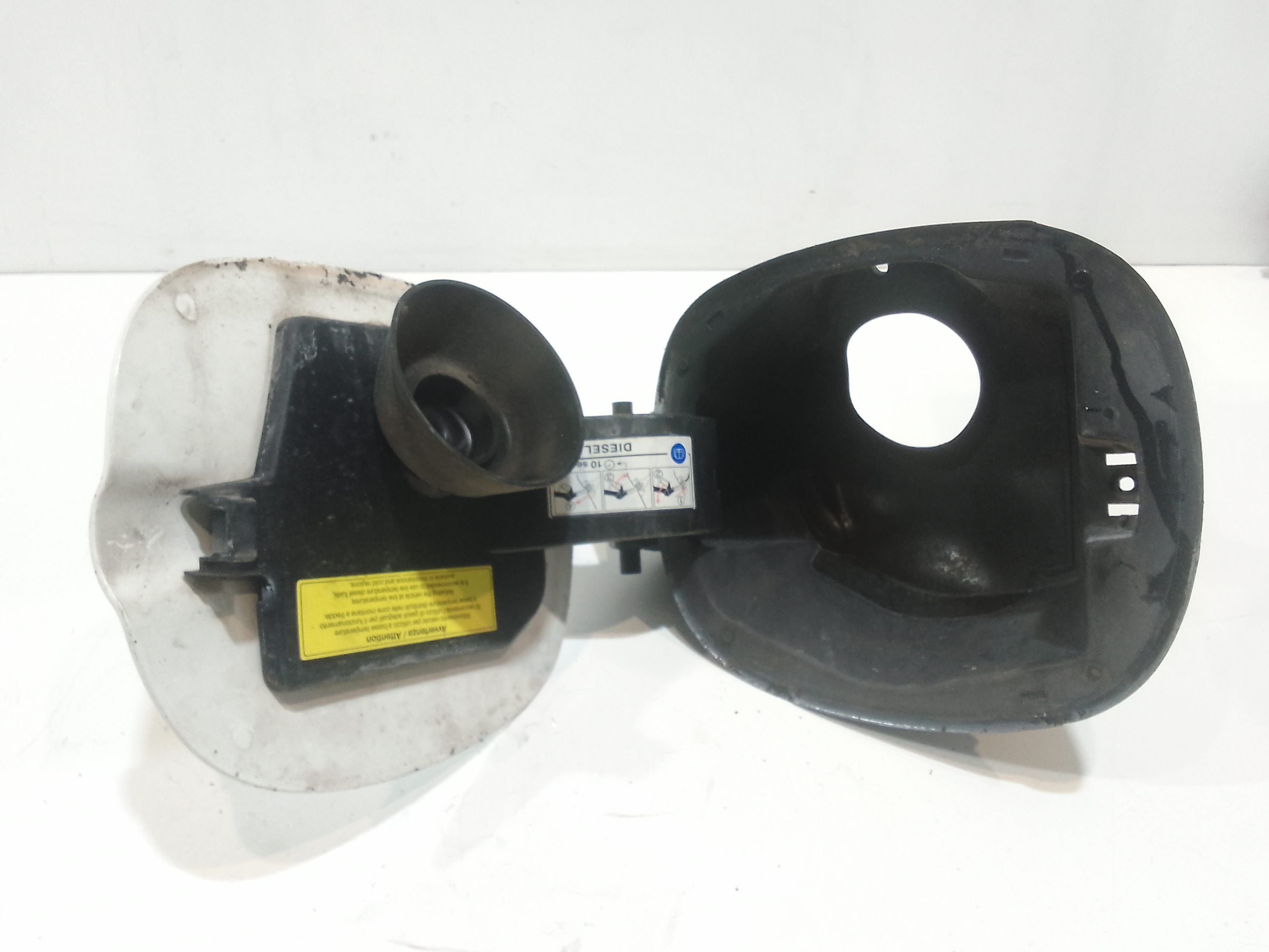 Sportellino Carburante per Fiat 500 L Serie (351_352) (12>) (2012 - In produzione)