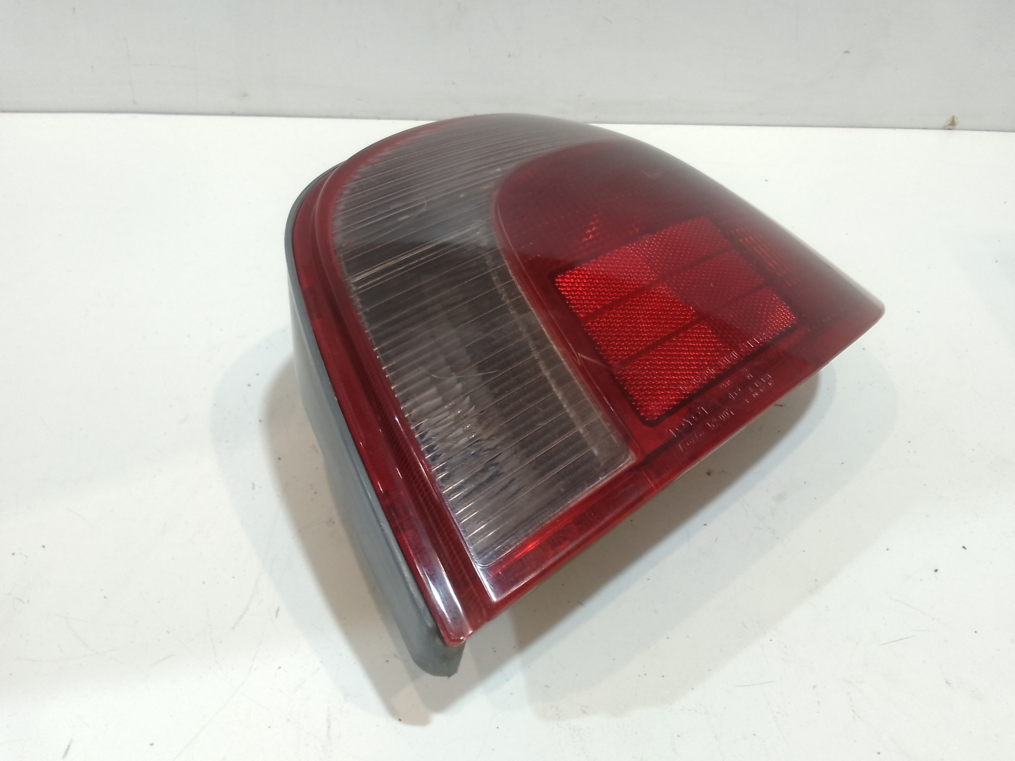 Stop fanale posteriore Destro Passeggero per Toyota Yaris Serie (99>03) (1999 - 2003)