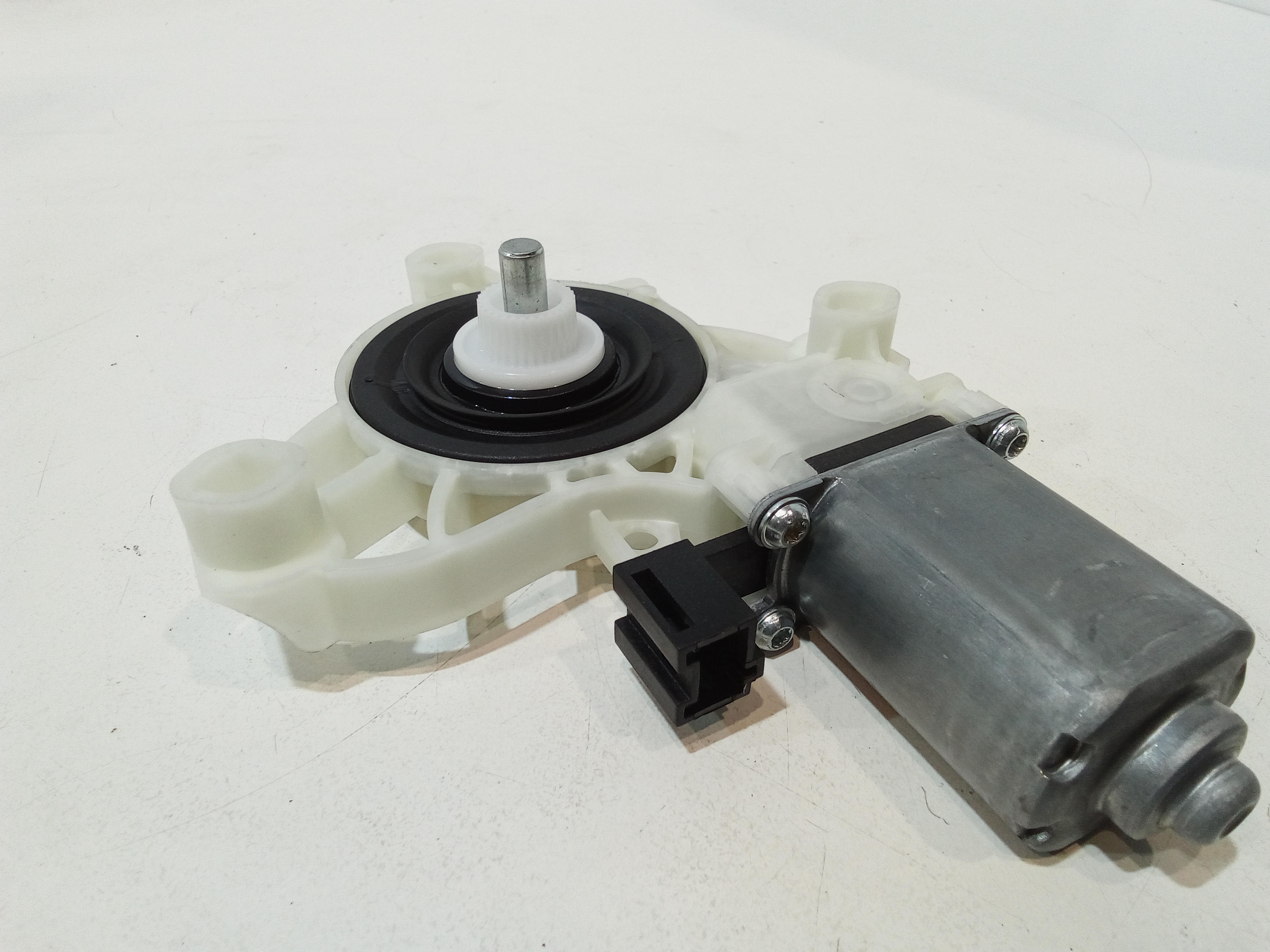 Motorino Alzavetro anteriore destra per Mercedes Classe A Serie (w177) (18>) (2018 - In produzione)