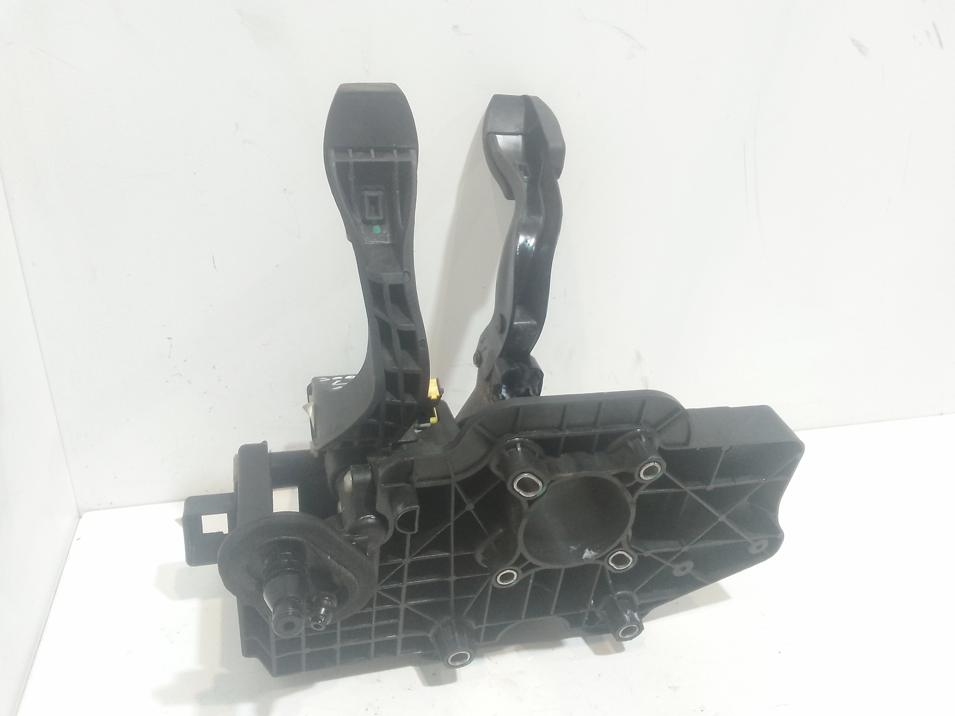 Pedaliera Freno + frizione per Fiat 500 L Serie (351_352) (12>) (2012 - In produzione)