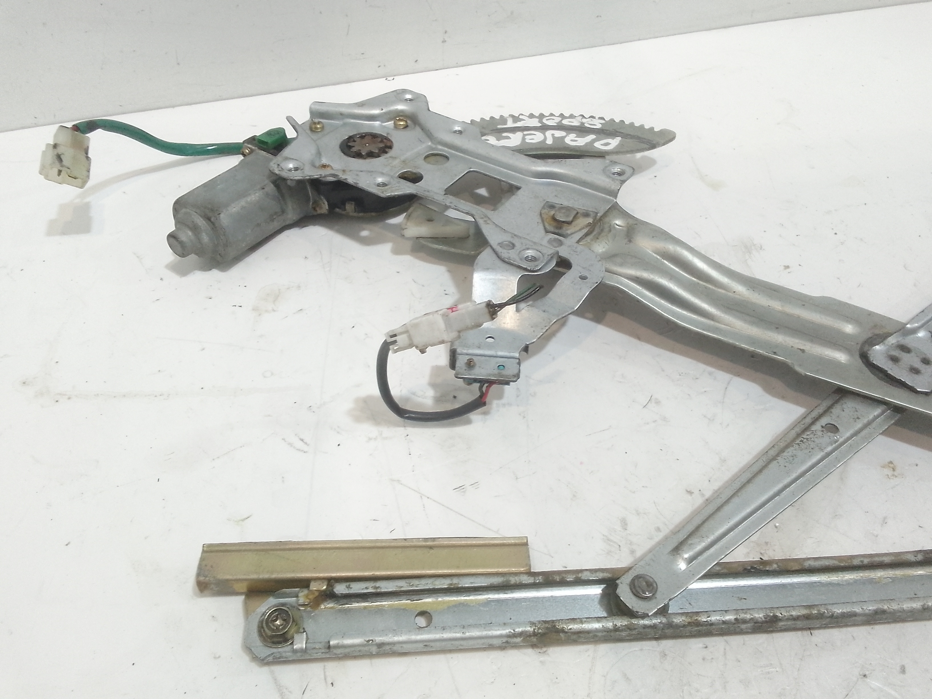 Cremagliera anteriore sinistra Guida per Mitsubishi Pajero Sport (1999 - In produzione)