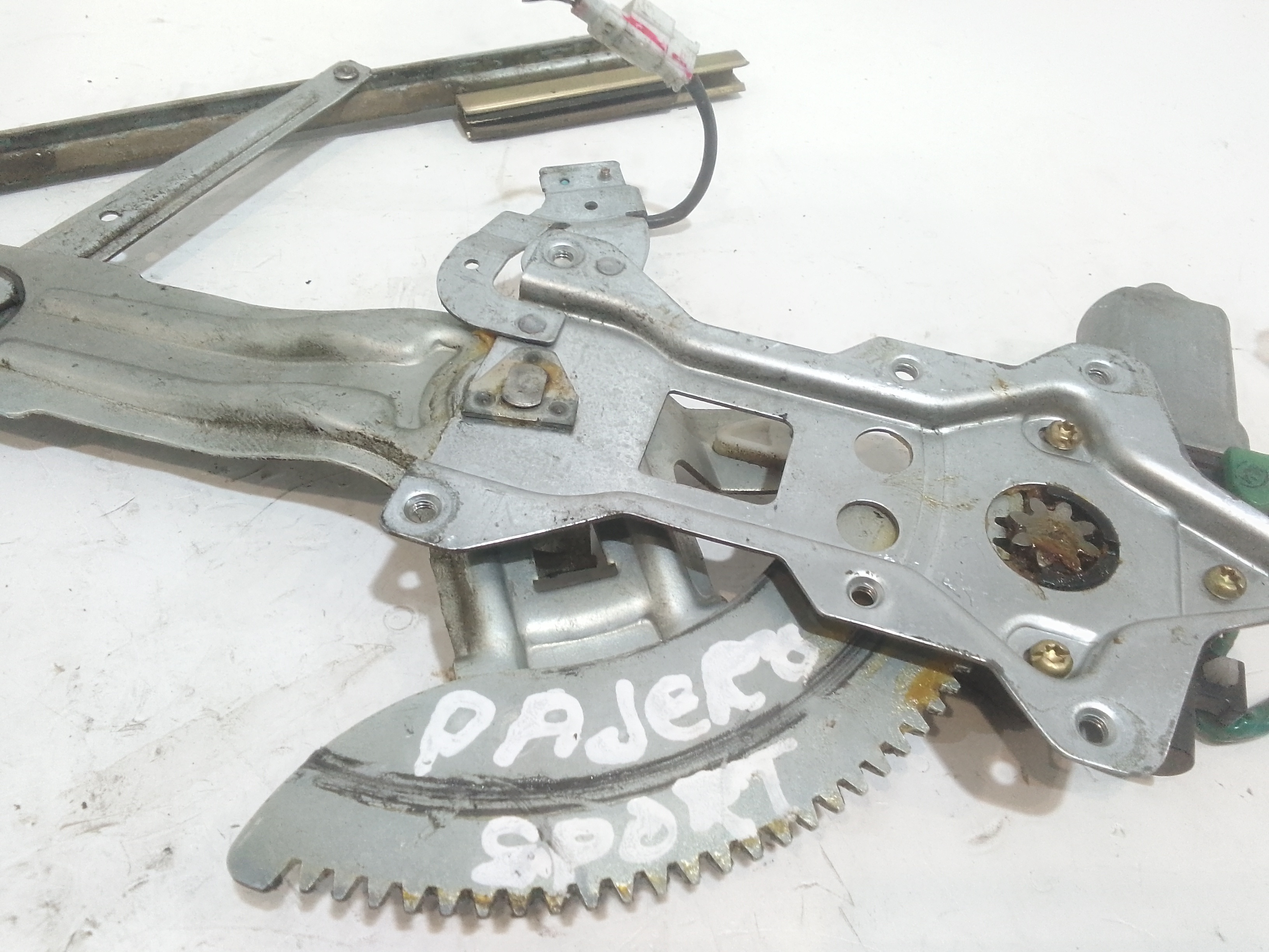 Cremagliera anteriore sinistra Guida per Mitsubishi Pajero Sport (1999 - In produzione)