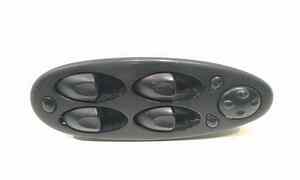 Pulsantiera anteriore sinistra Guida per MG ZT-T (2001 - 2005)