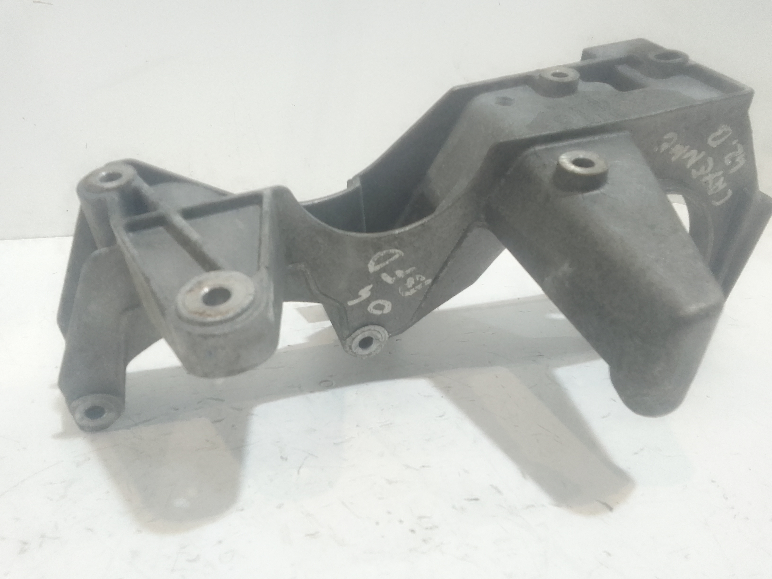 Supporto alternatore per Porsche Cayenne 1 Serie (2002 - 2007)