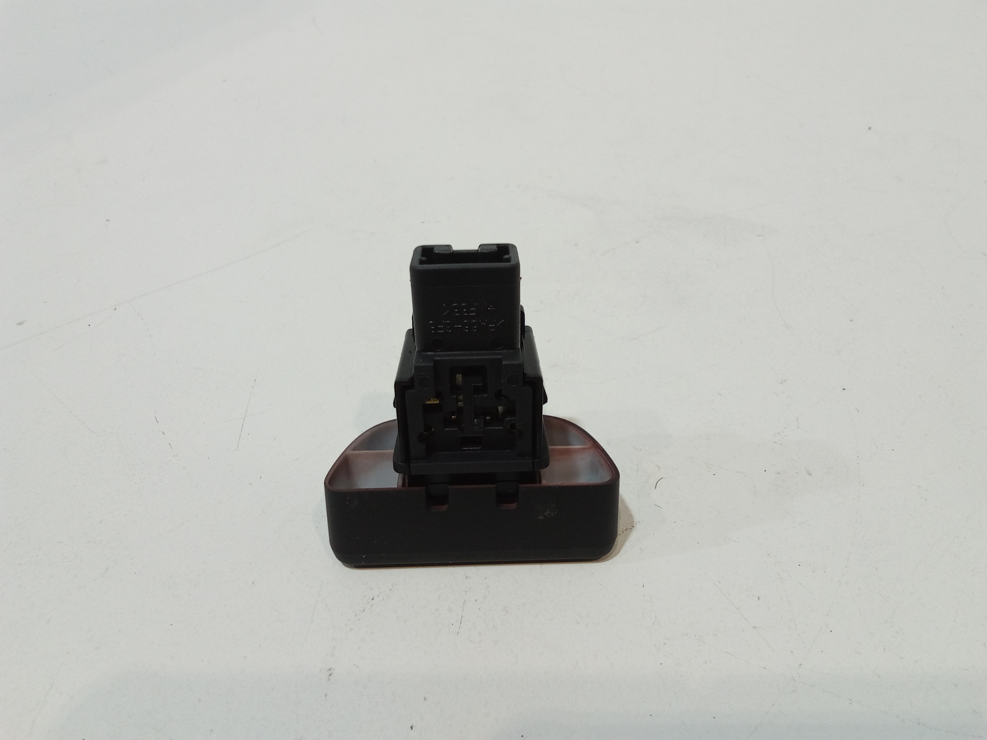 Pulsante luci di emergenza per Nissan Micra 7 Serie (2010 - 2016)