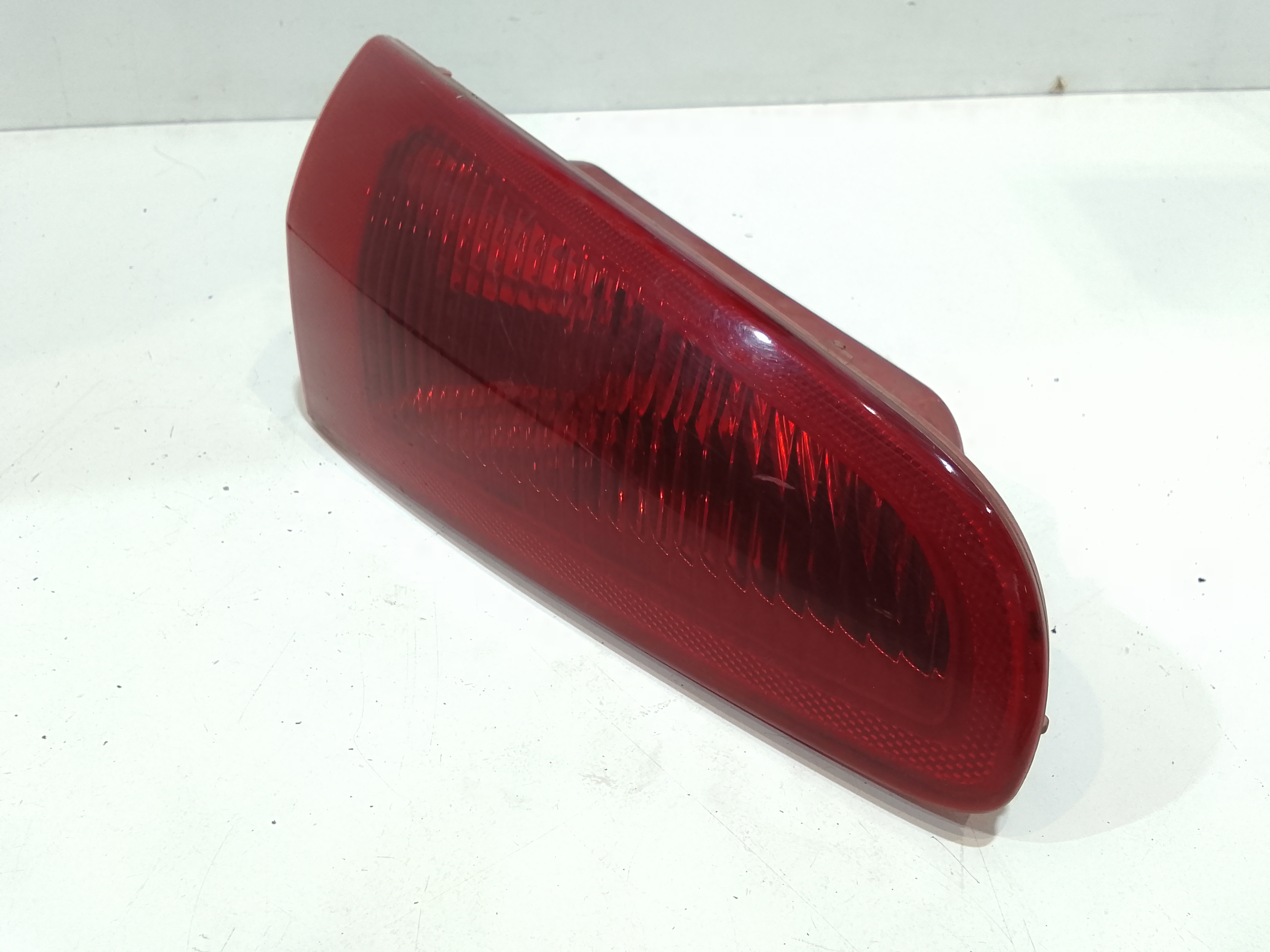 Stop Posteriore Sinistro Integrato nel Portello per Alfa Romeo 147 Serie (937) (00>05<) (2000 - 2005)