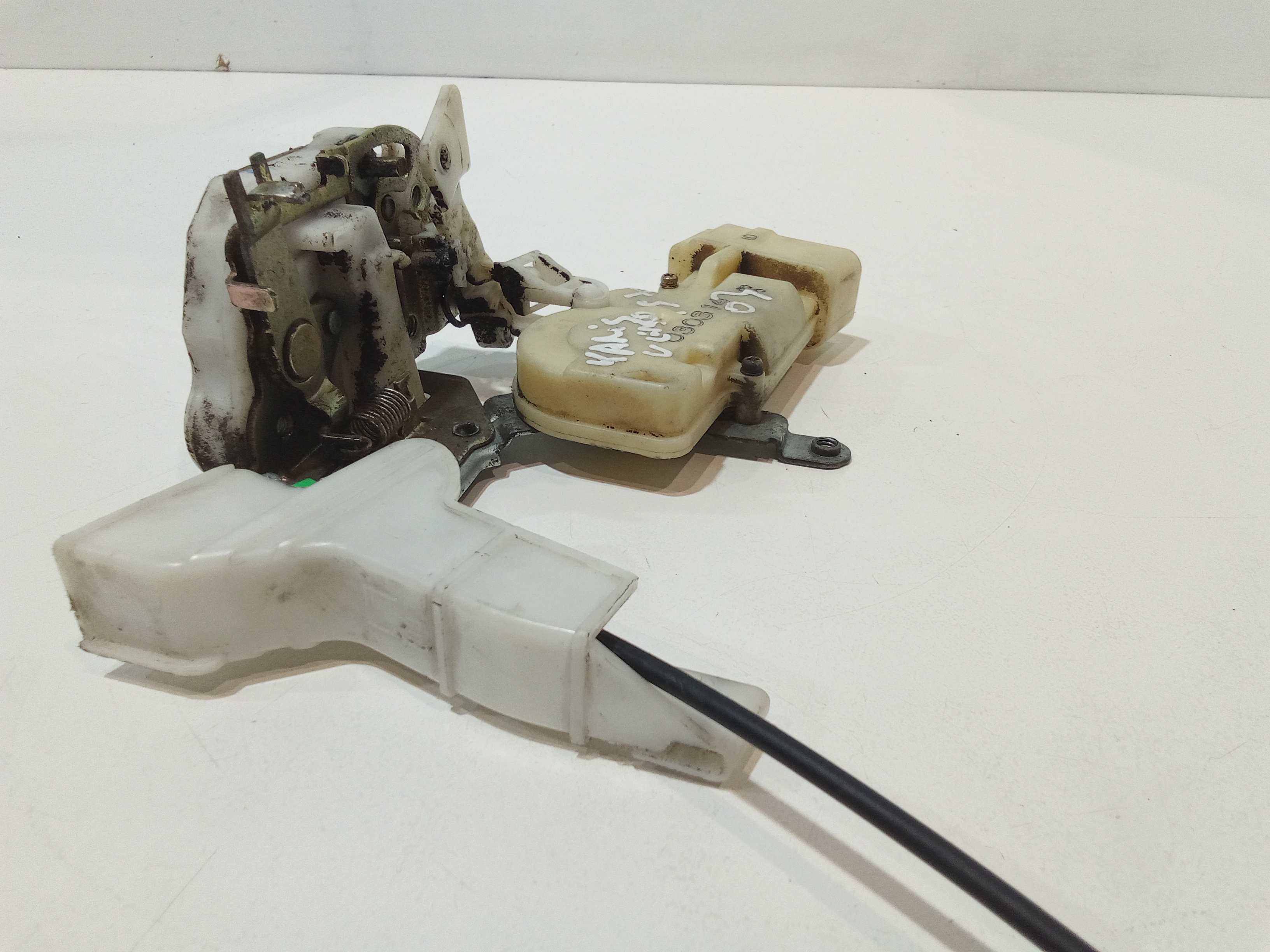 Serratura Anteriore Sinistra per Toyota Yaris Verso Serie (03>07) (2003 - 2007)