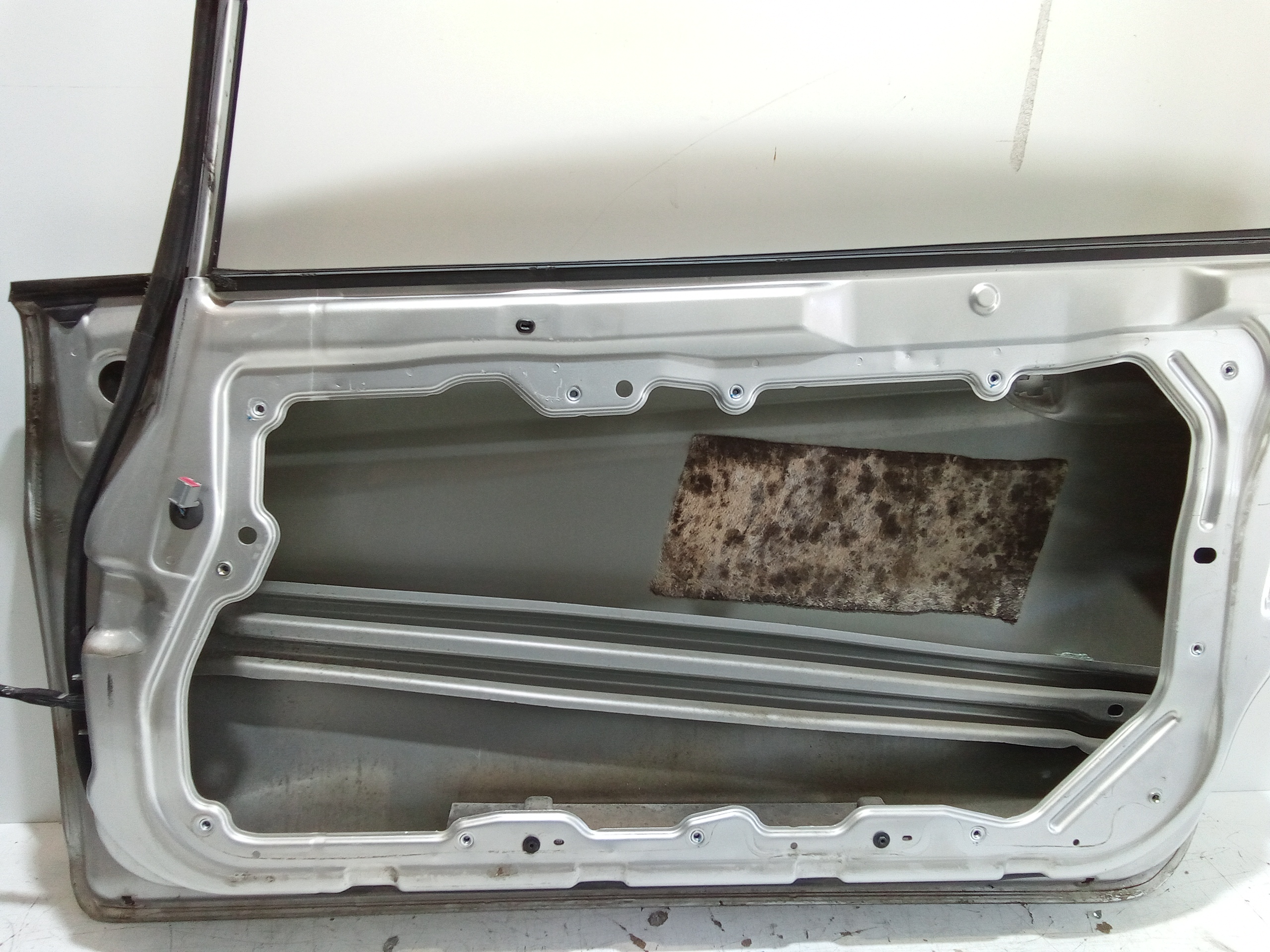 Portiera anteriore Destra per Ford Fiesta 6 Serie (2008 - 2017)