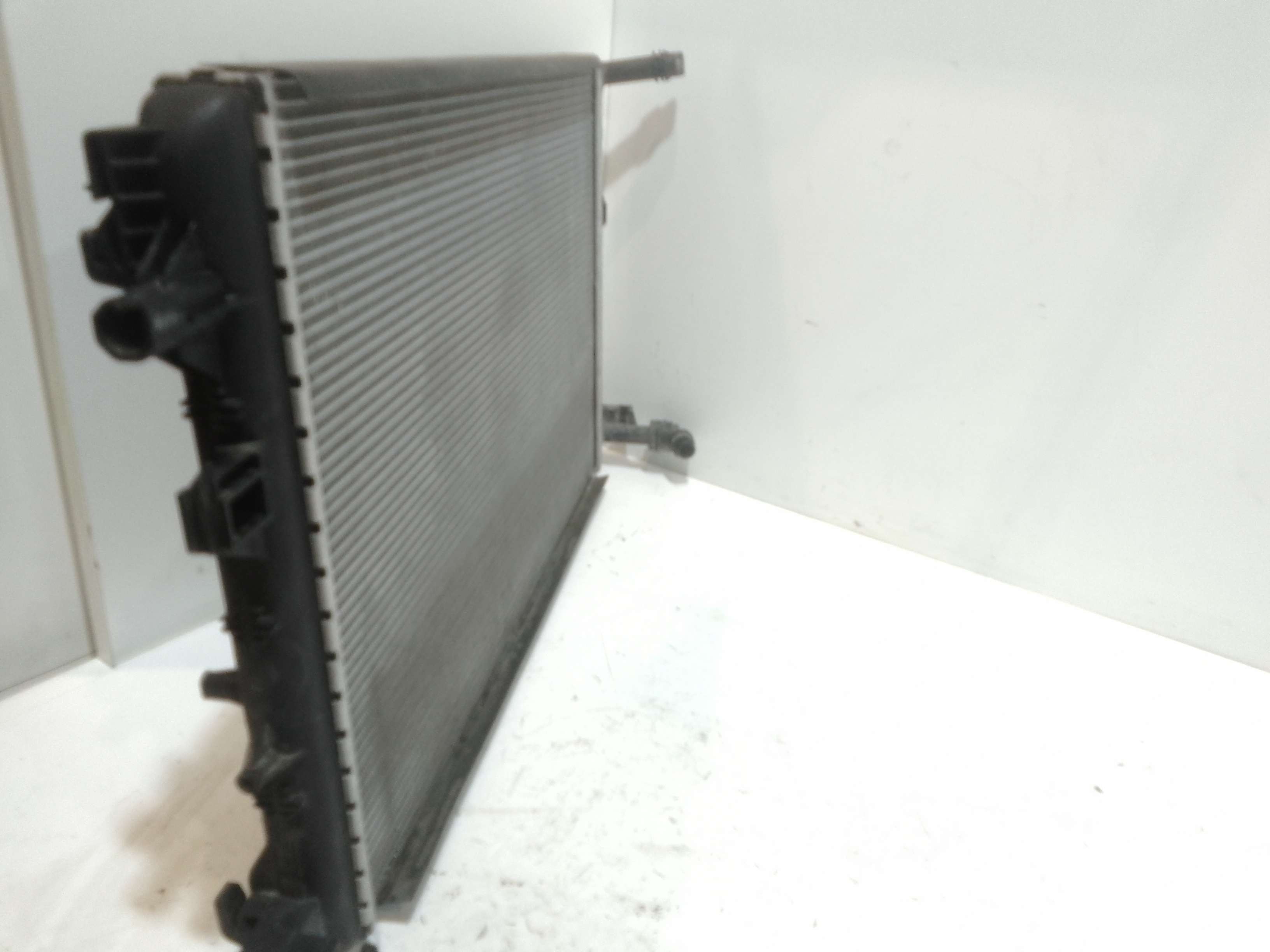 Radiatore acqua per Volkswagen Golf VIII (2019 - 2023)