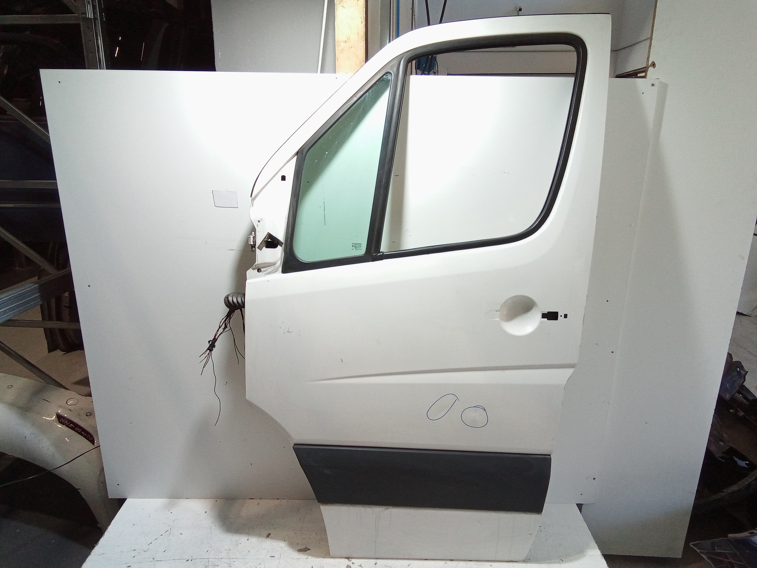 Portiera Anteriore Sinistra per Volkswagen Crafter Combi (2e) (06>) (2006 - In produzione)