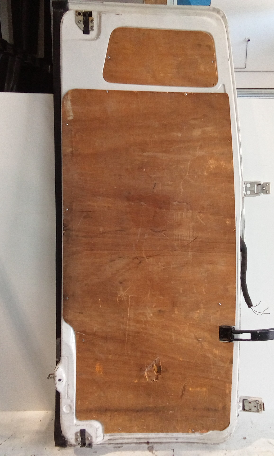 Porta carico posteriore a battente SX lato guida Non vetrata per Volkswagen Crafter Combi (2e) (06>) (2006 - In produzione)