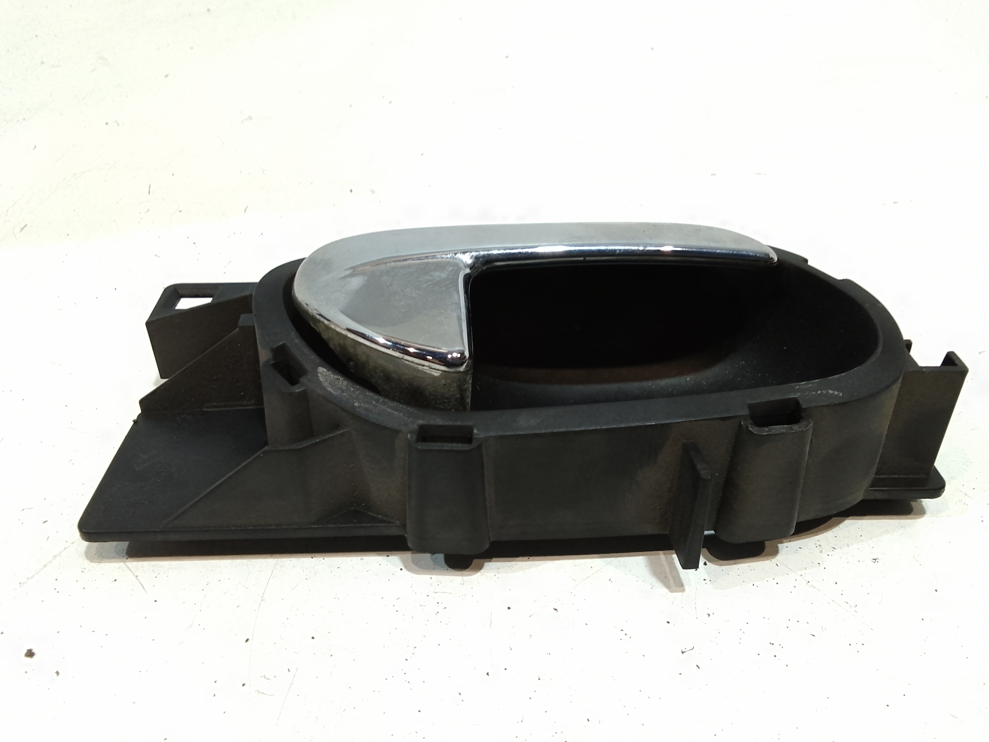 Maniglia interna Posteriore Destra per Citroen C4 1 Serie (2008 - 2010)