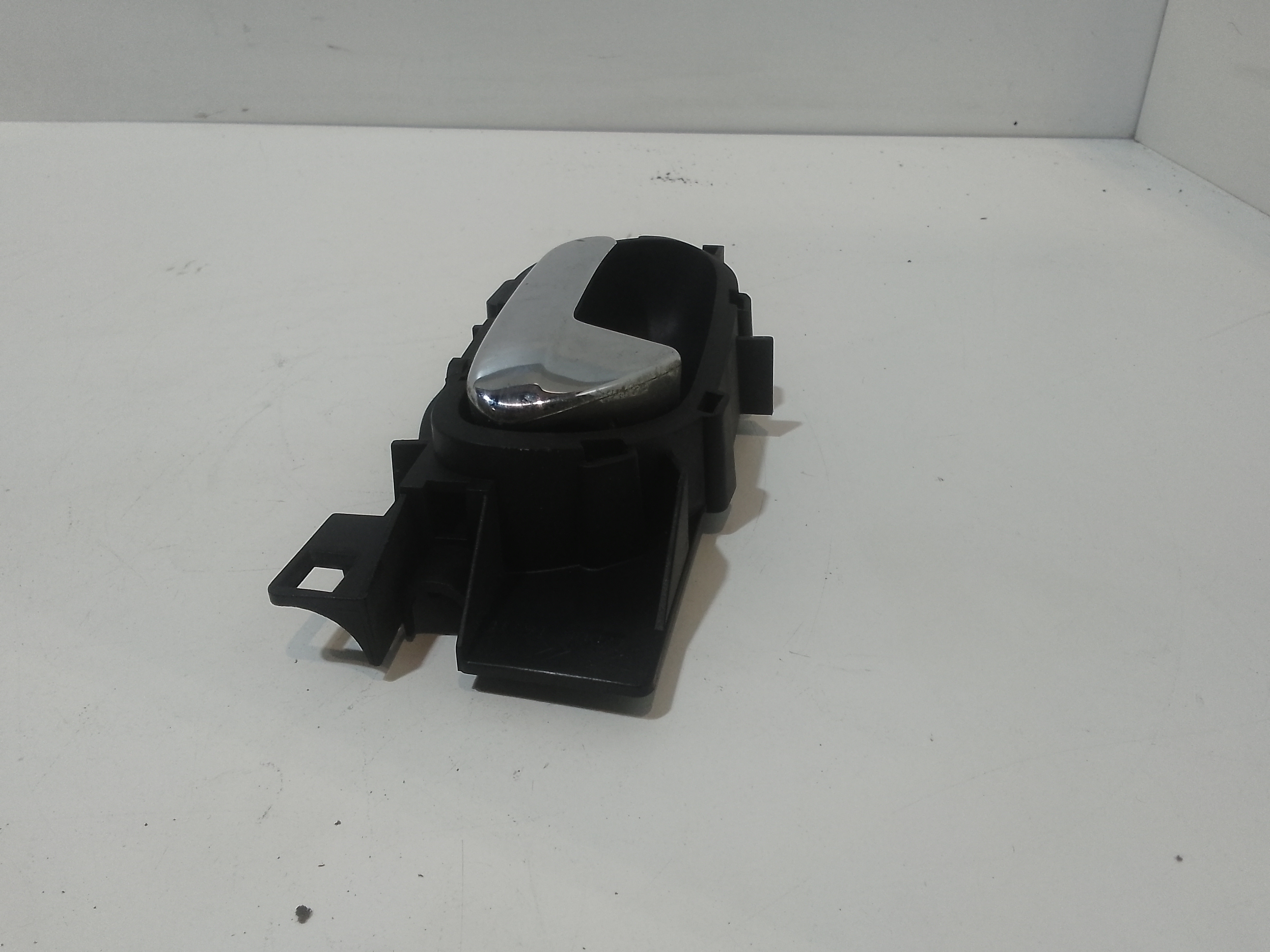Maniglia interna Anteriore Destra per Citroen C4 1 Serie (2008 - 2010)