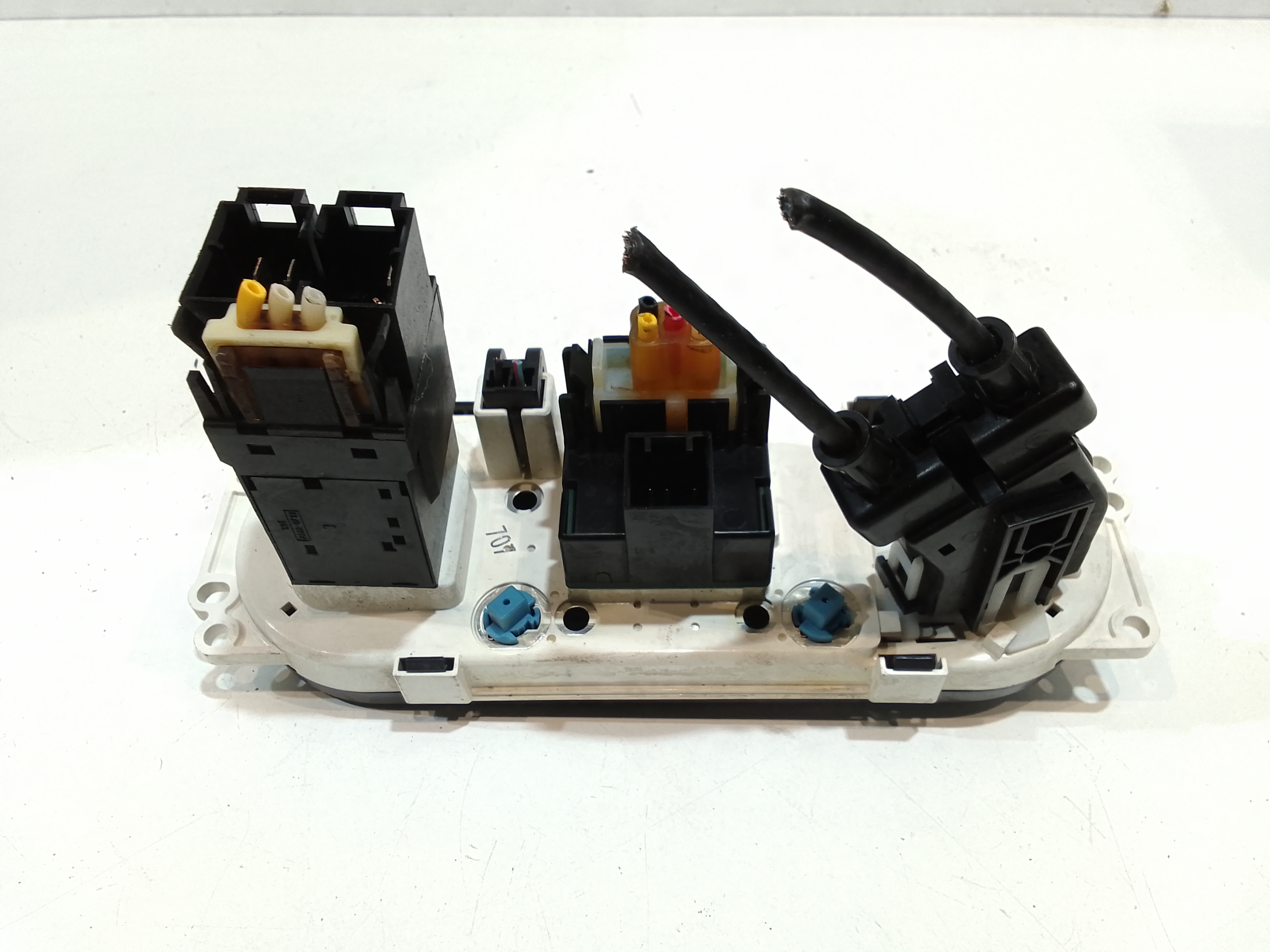 Comandi Clima per Mazda Tribute (2000 - 2011)