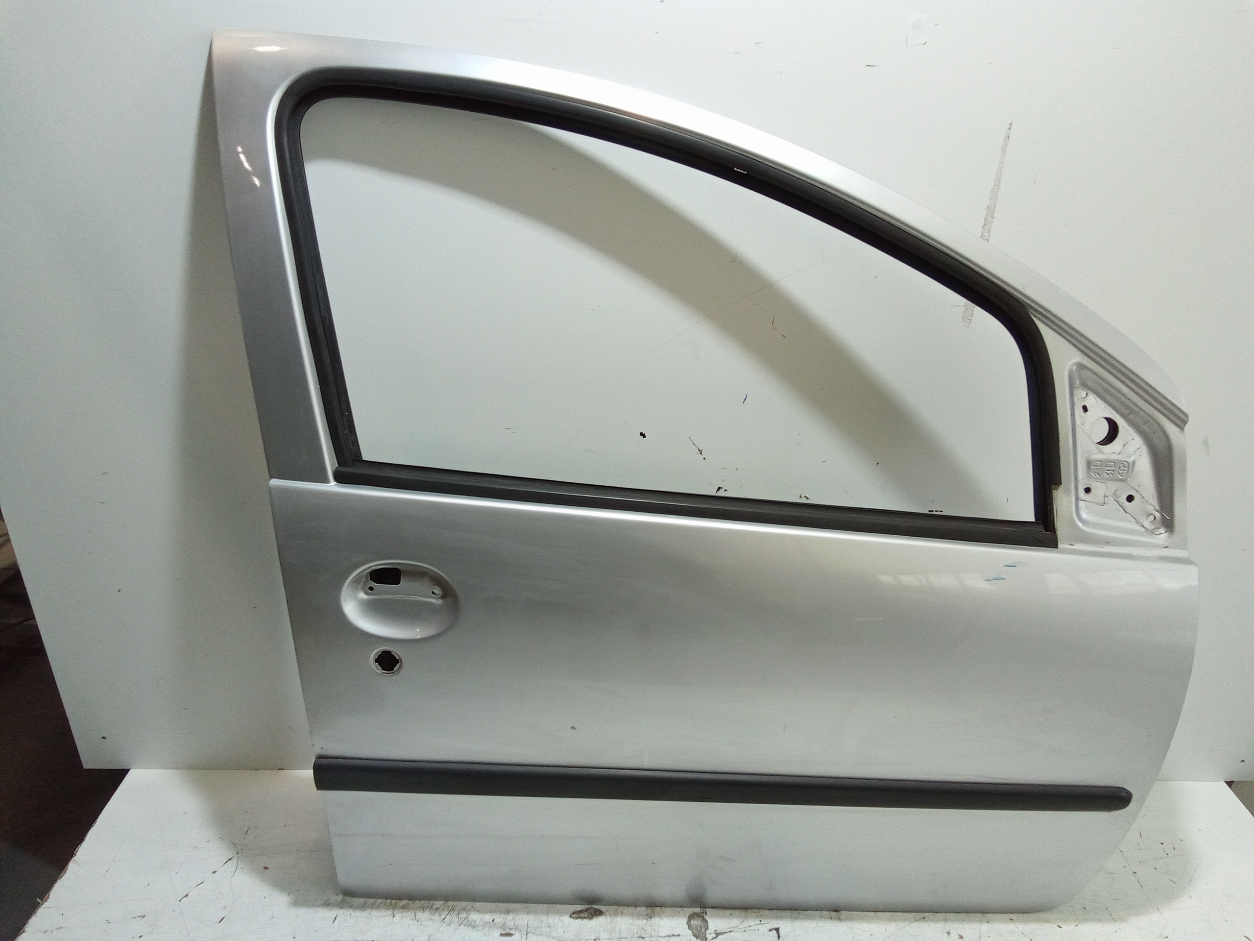Portiera anteriore Destra per Peugeot 107 1 Serie (2005 - In produzione)