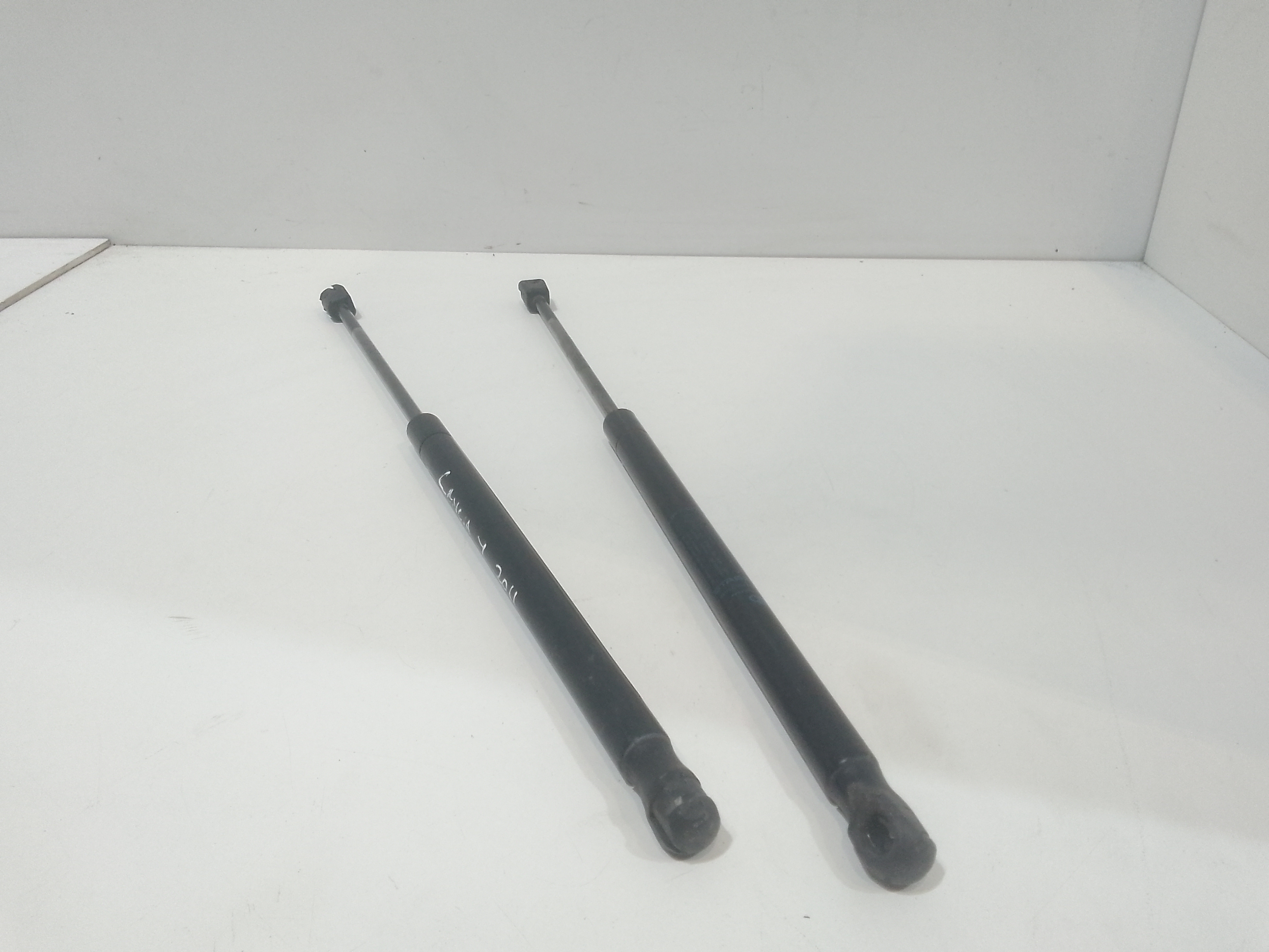Pistoncini cofano Post. per Lancia Ypsilon 3 Serie (2010 - 2011)