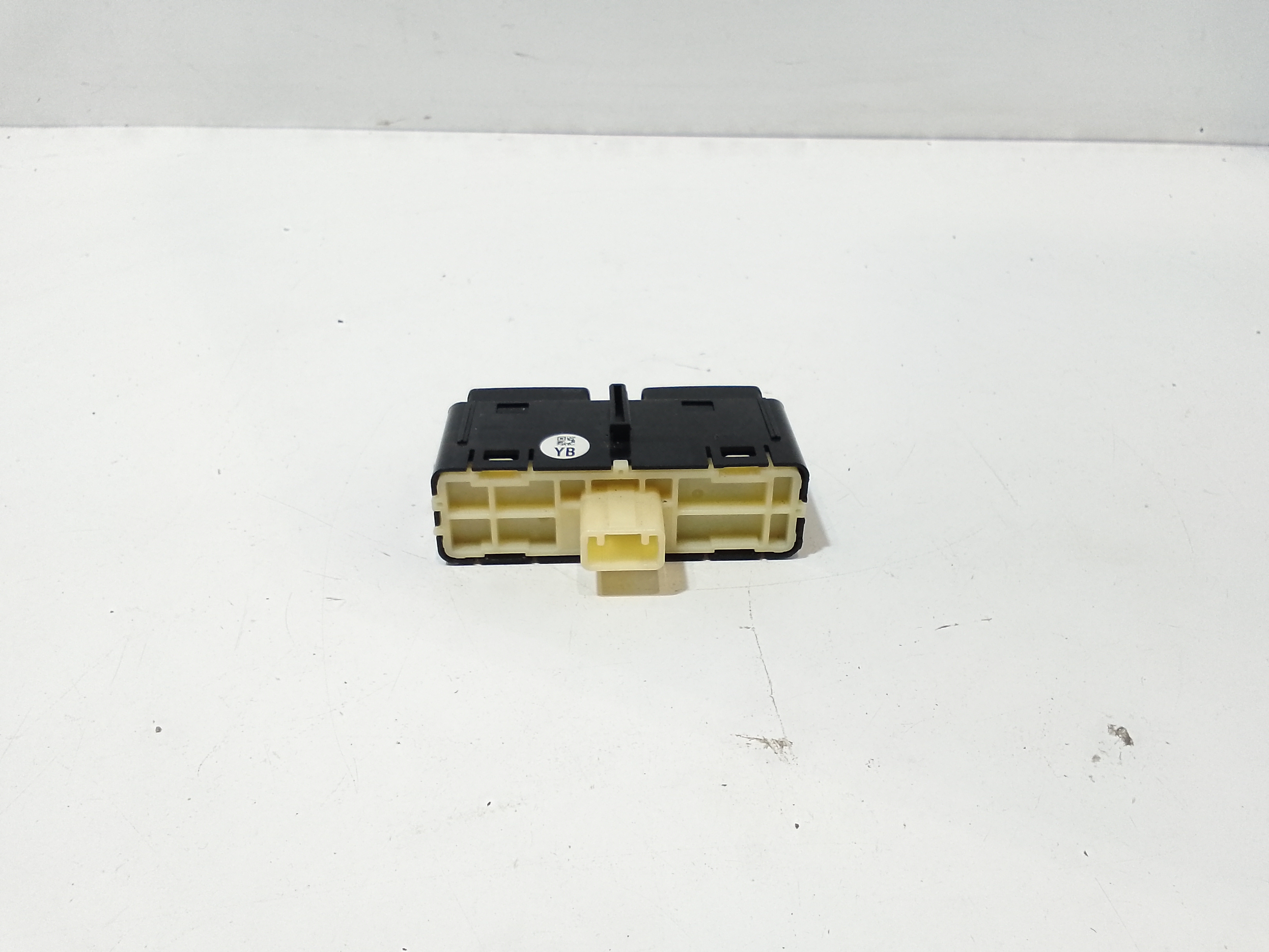 Pulsante apertura sportellino carburante per Lexus UX (2018 - )