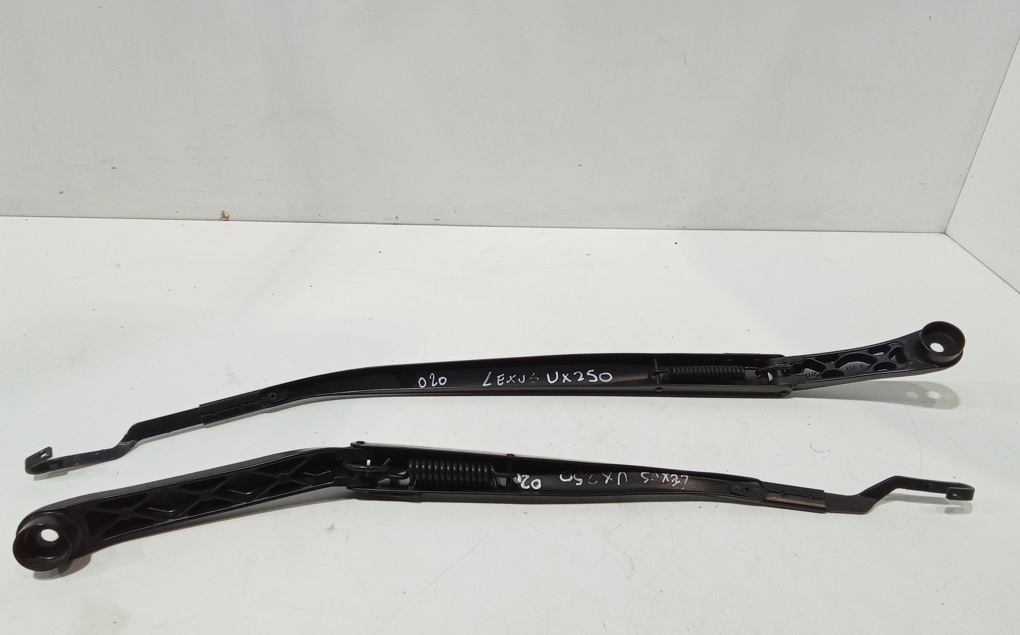 Bracci Tergi ant. per Lexus UX (2018 - )