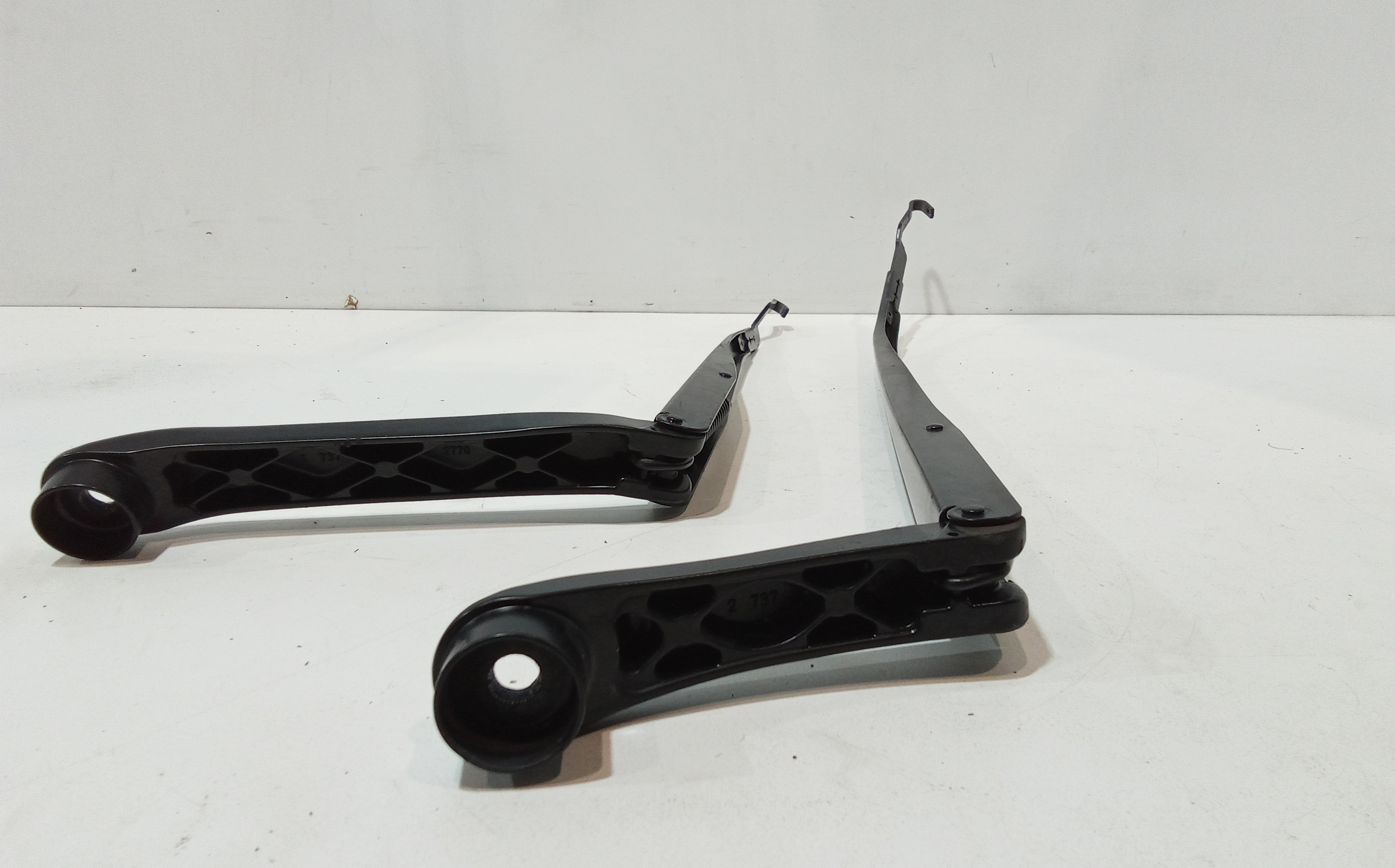 Bracci Tergi ant. per Lexus UX (2018 - )