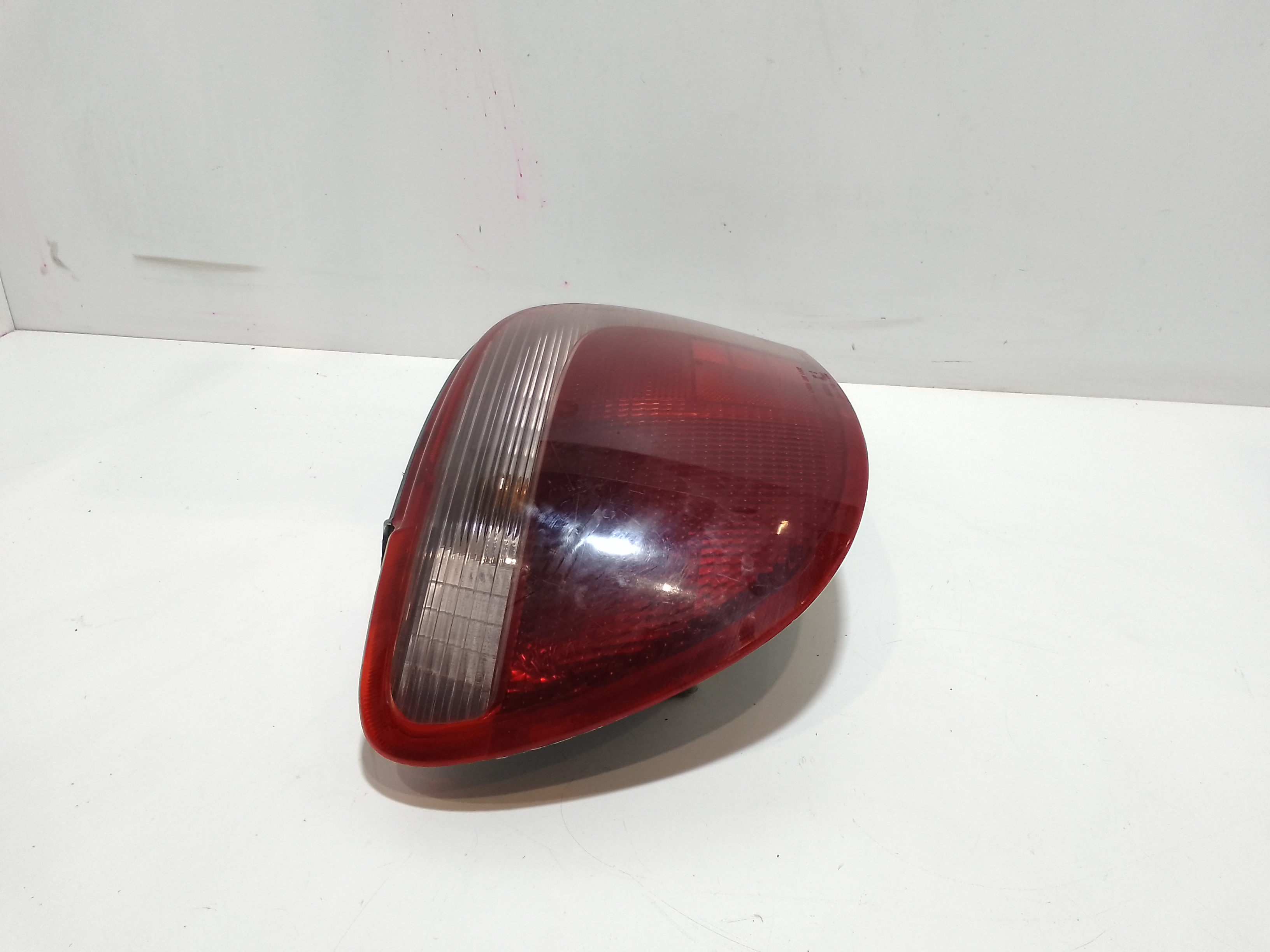 Stop fanale Posteriore sinistro lato Guida per Toyota Yaris Serie (03>05) (2003 - 2005)