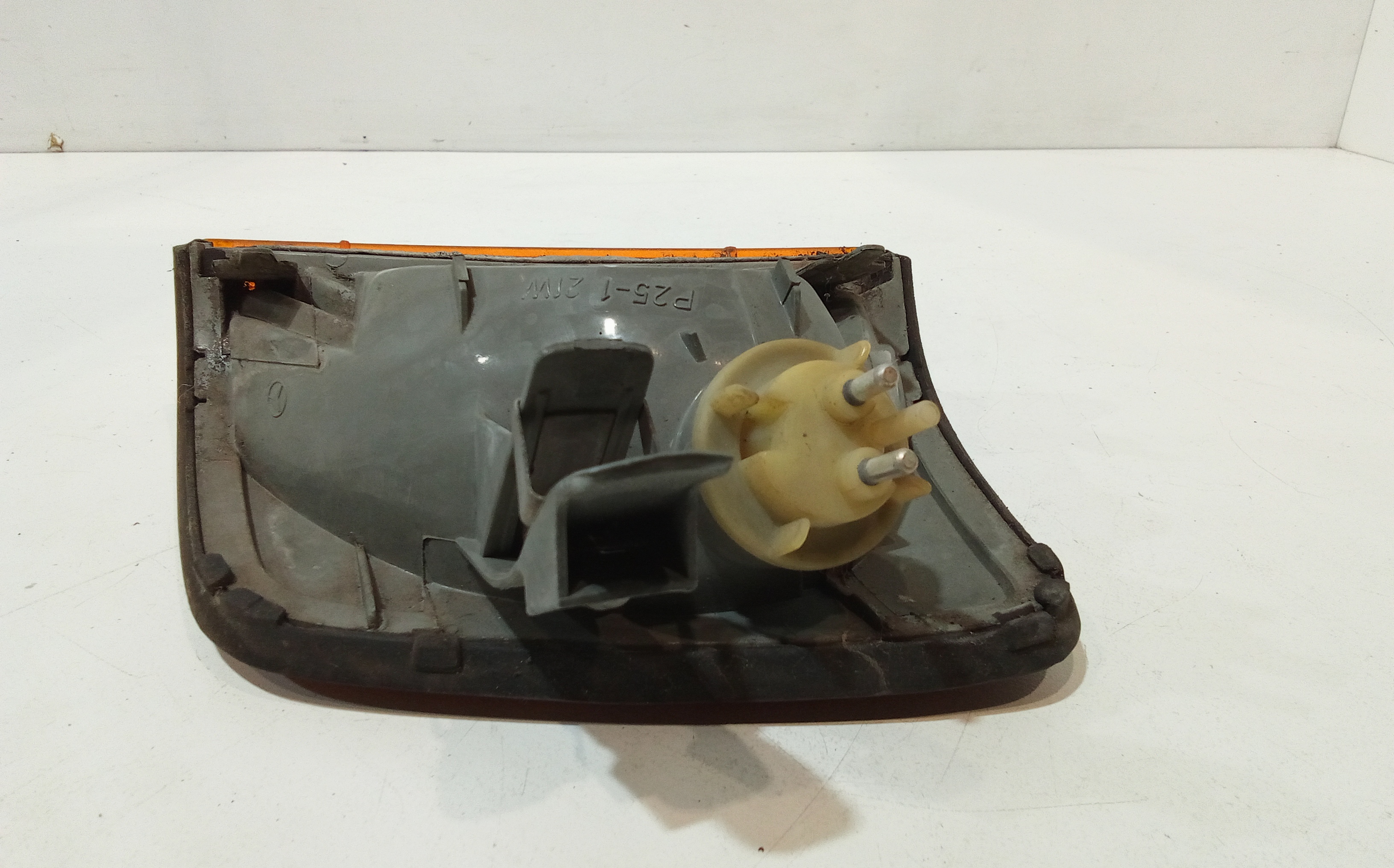 Freccia ant DX per Mercedes Classe C Berlina (w201) (82>93) (1982 - 1993)