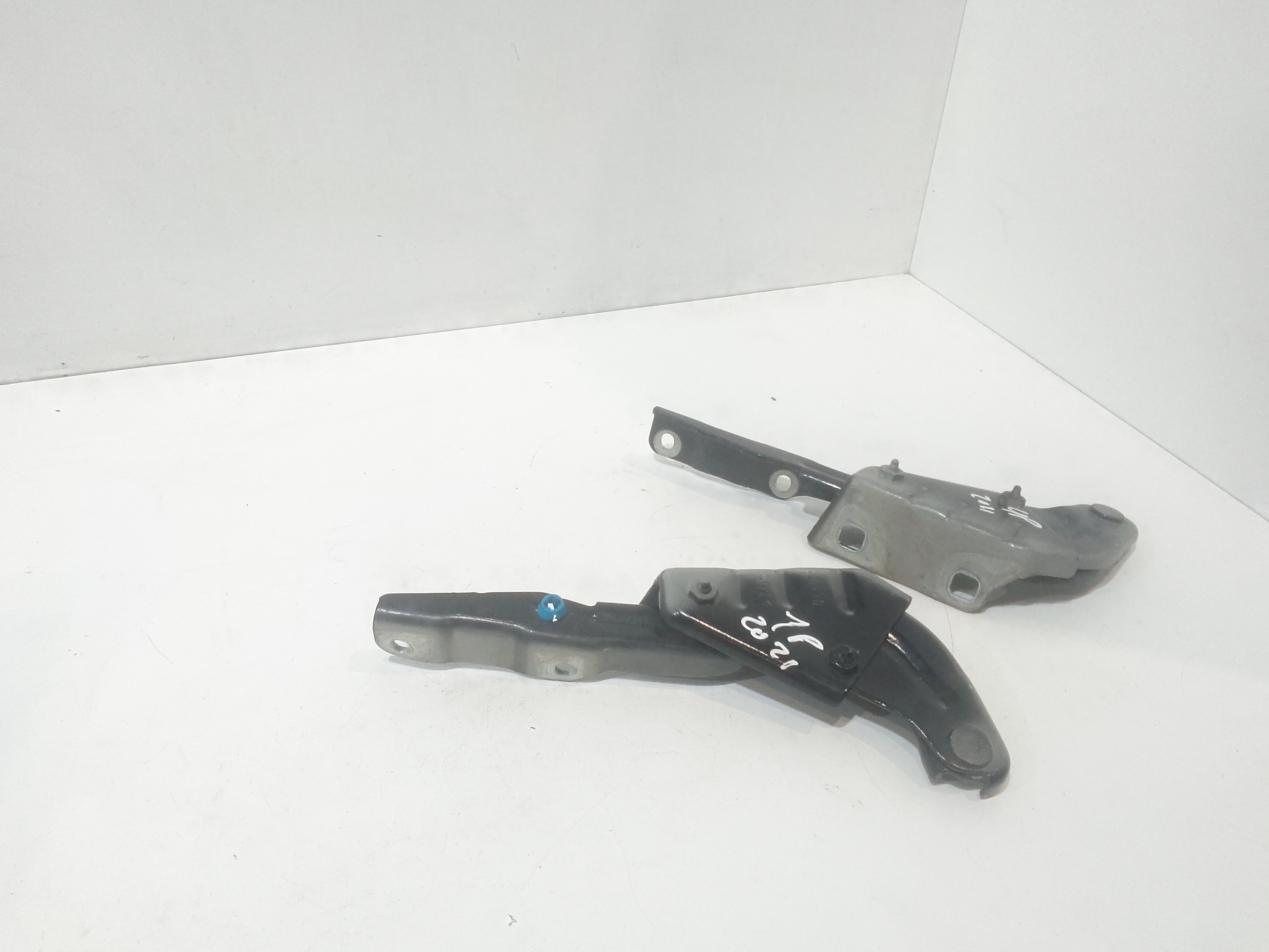 Cerniere cofano anteriore dx e sx per Lancia Ypsilon 4 Serie (2011 - In produzione)