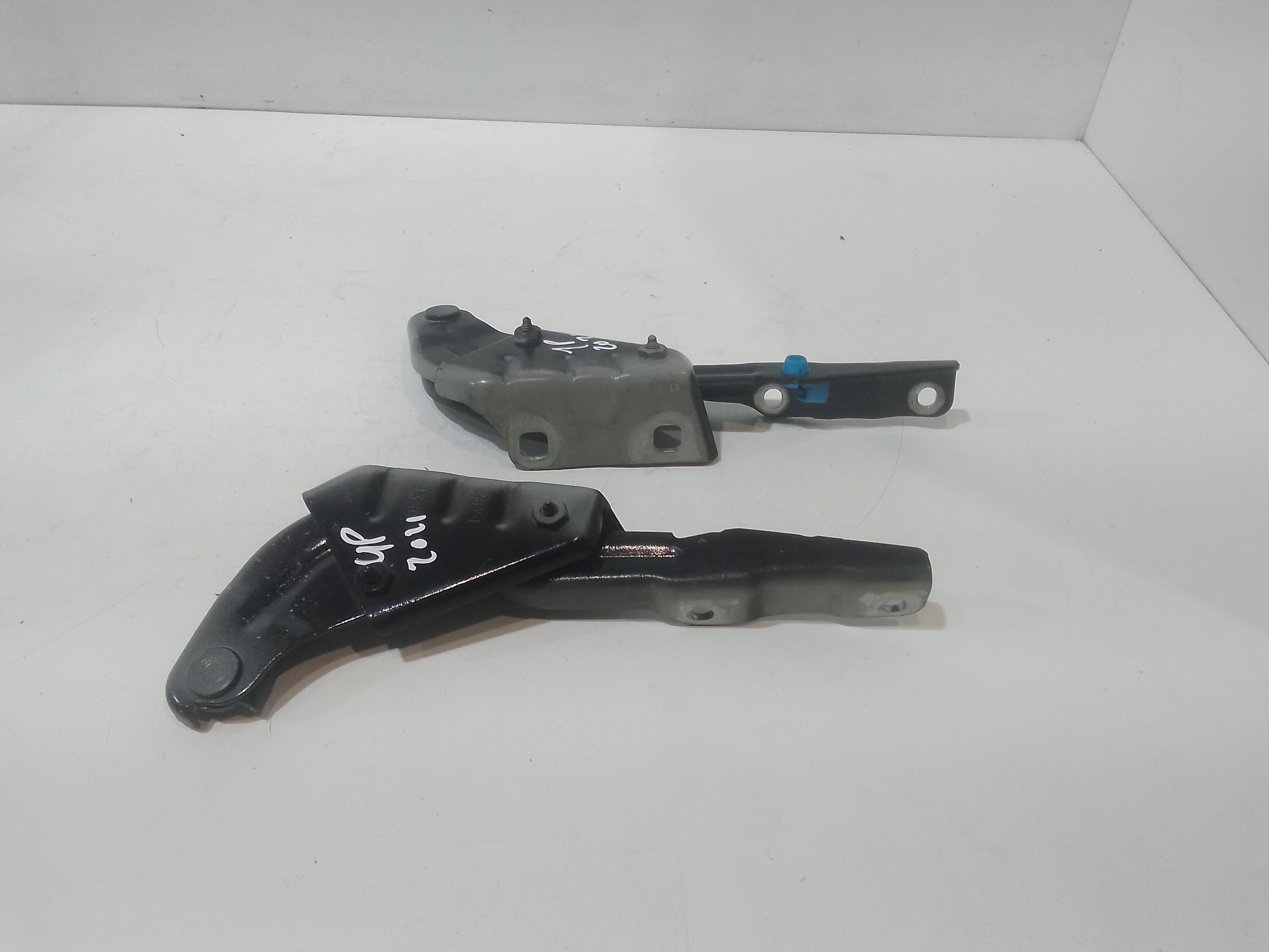 Cerniere cofano anteriore dx e sx per Lancia Ypsilon 4 Serie (2011 - In produzione)