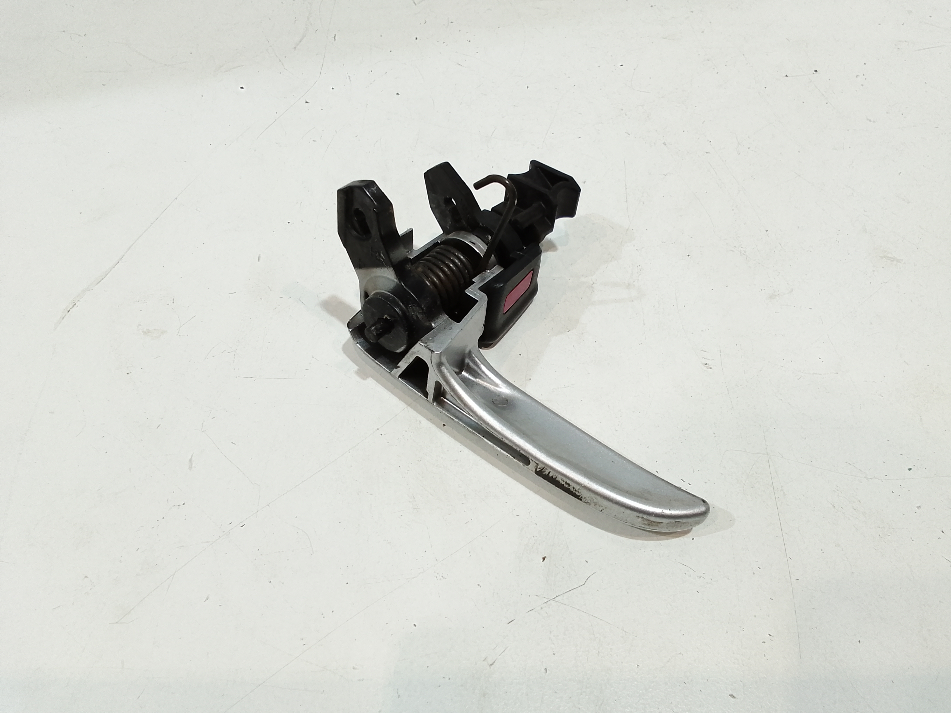 Maniglia interna Anteriore Destra per Mazda 6 Berlina (2002 - 2008)