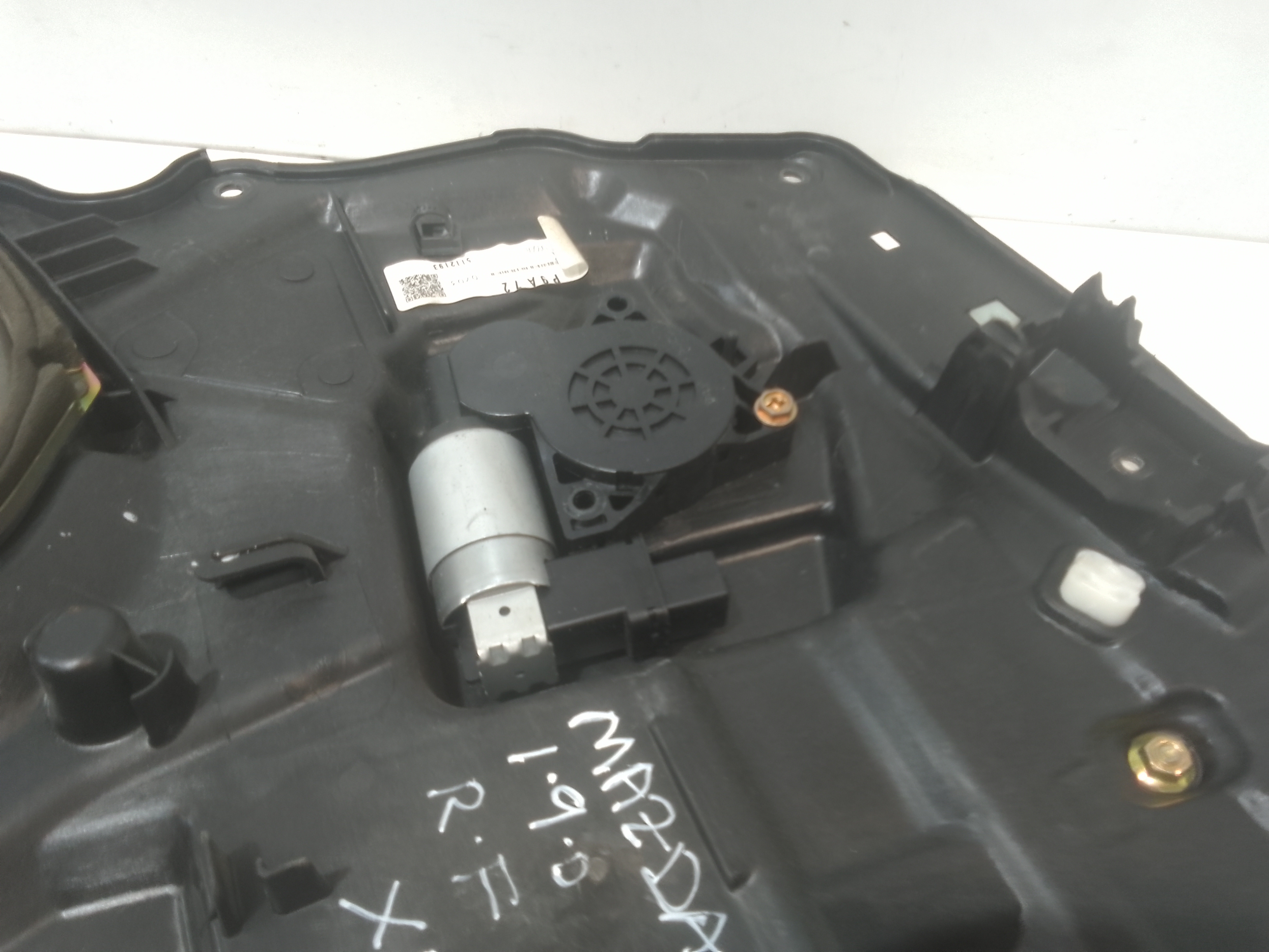 Cremagliera posteriore laterale destra per Mazda 6 S. Wagon (2002 - 2007)