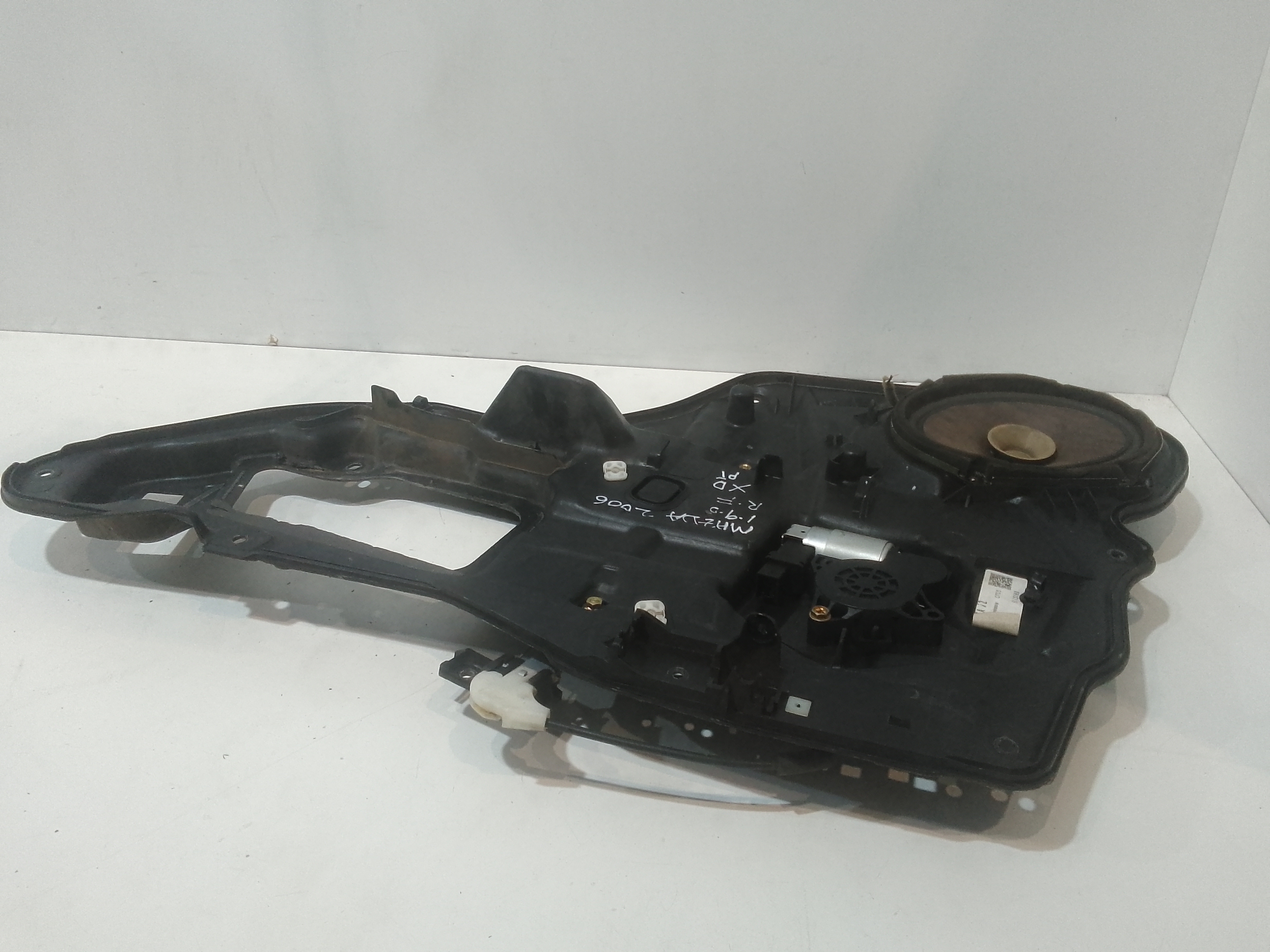 Cremagliera posteriore laterale destra per Mazda 6 S. Wagon (2002 - 2007)