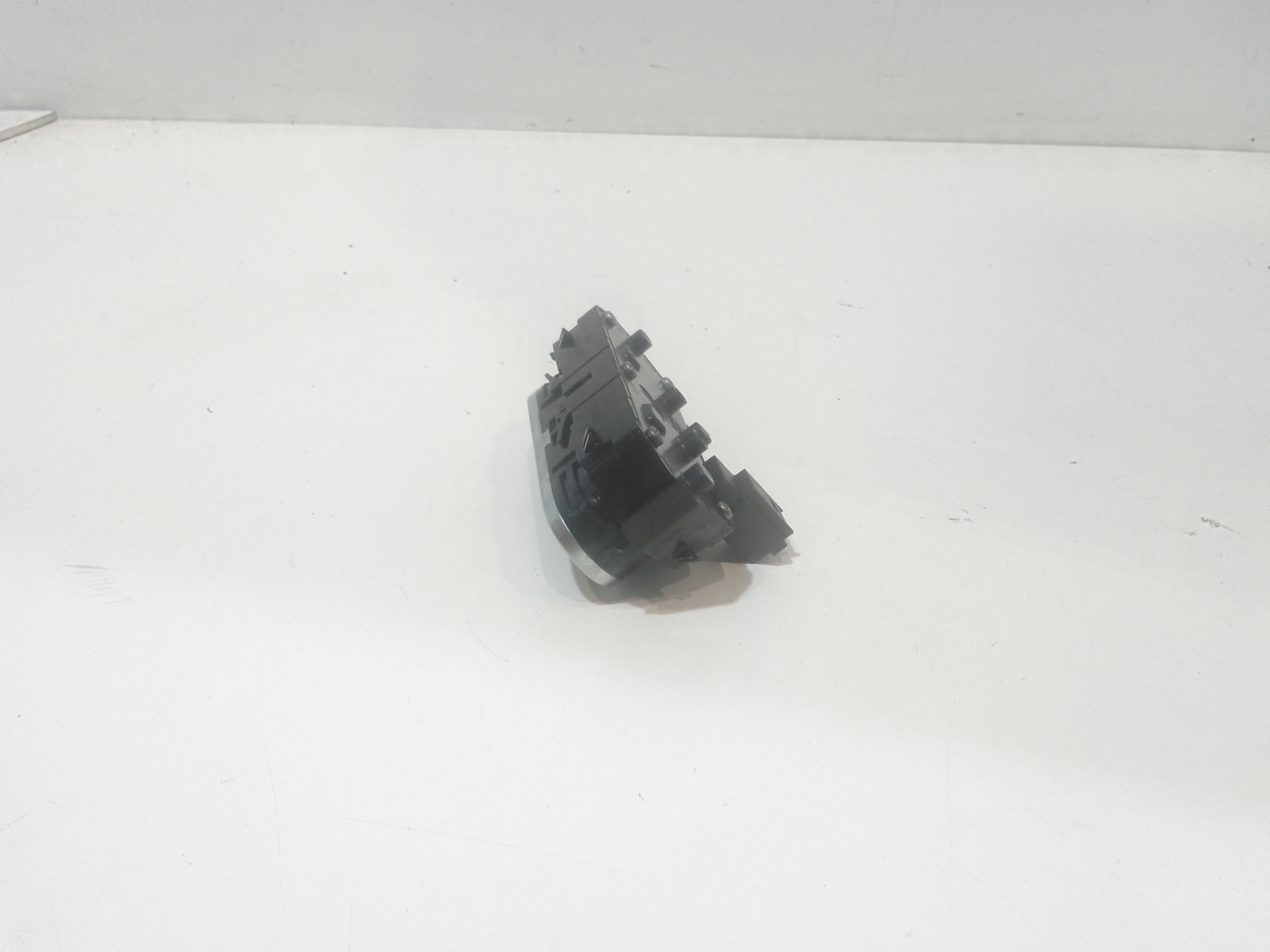 Interruttore riscaldamento sedili per Mercedes Classe A Serie (w177) (18>) (2018 - In produzione)