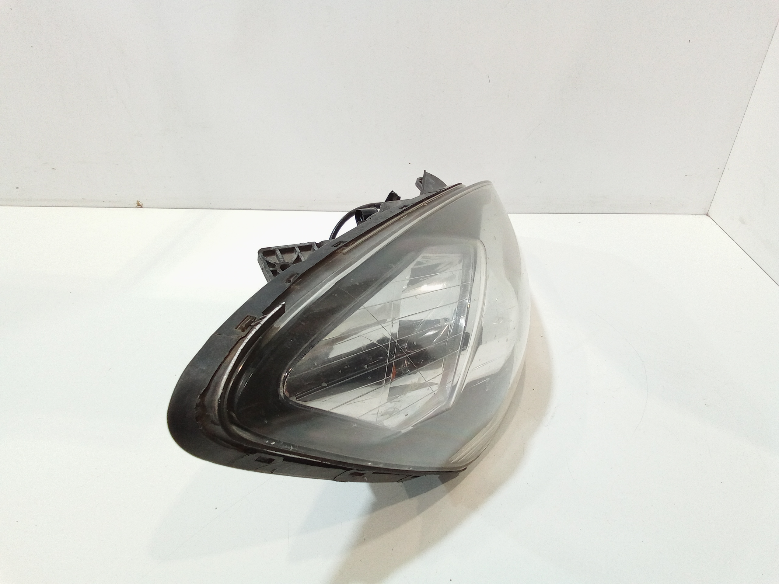 Faro anteriore Destro Passeggero per Kia Cee d Sporty Wagon (2007 - In produzione)