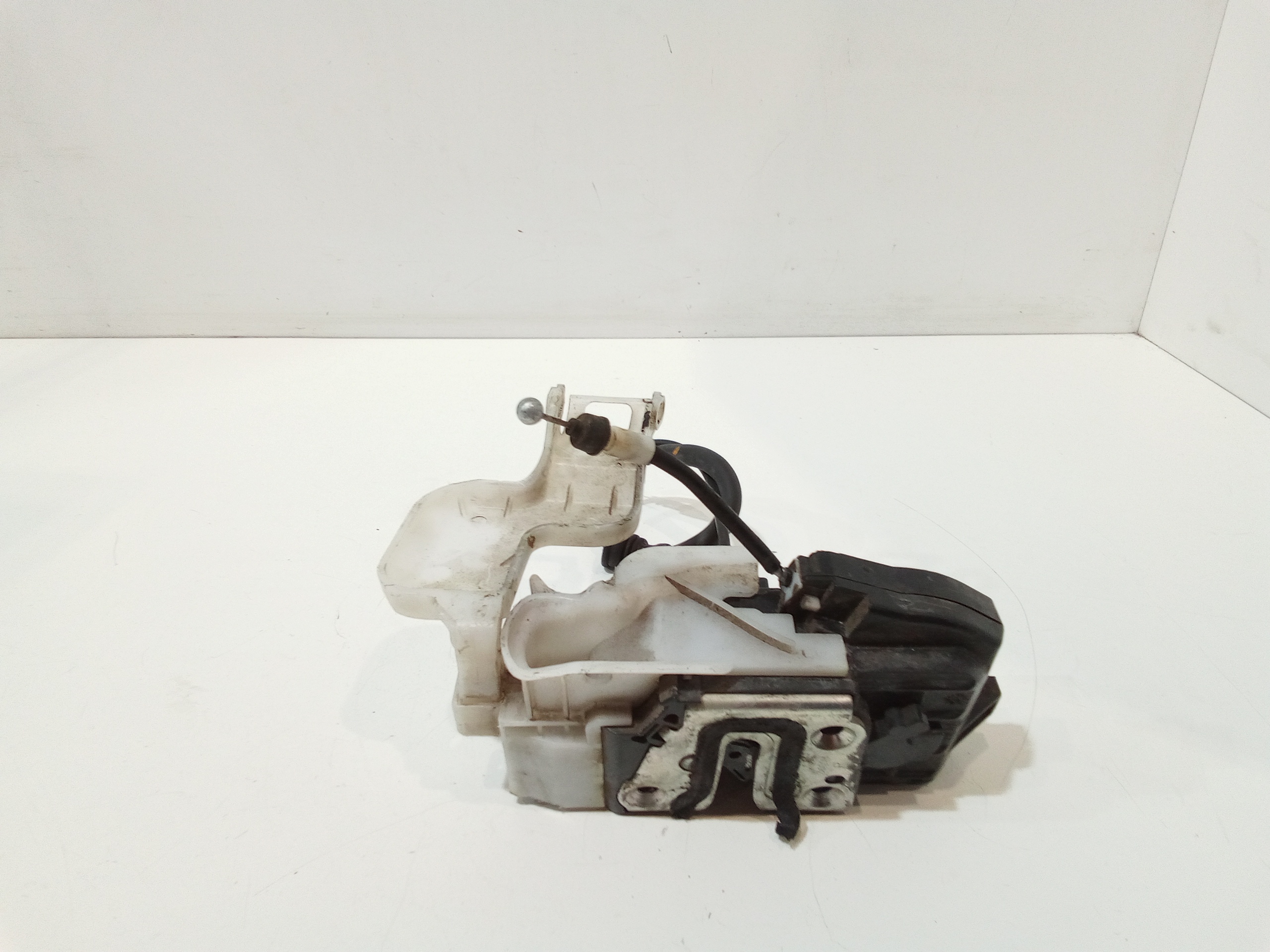 Serratura Anteriore Destra per Kia Cee d Sporty Wagon (2007 - In produzione)