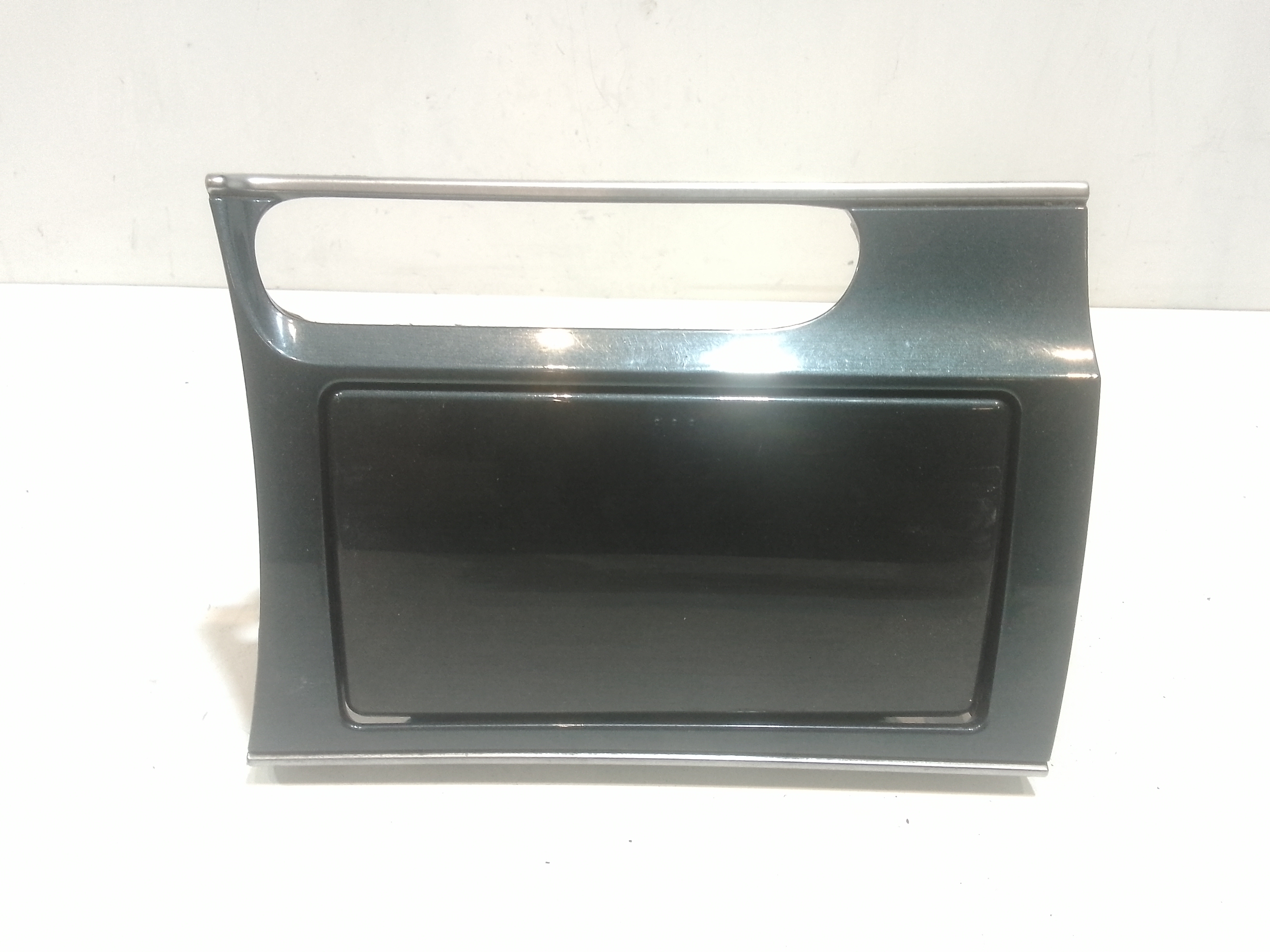 Vano porta bibite per Mazda 6 S. Wagon (2002 - 2007)