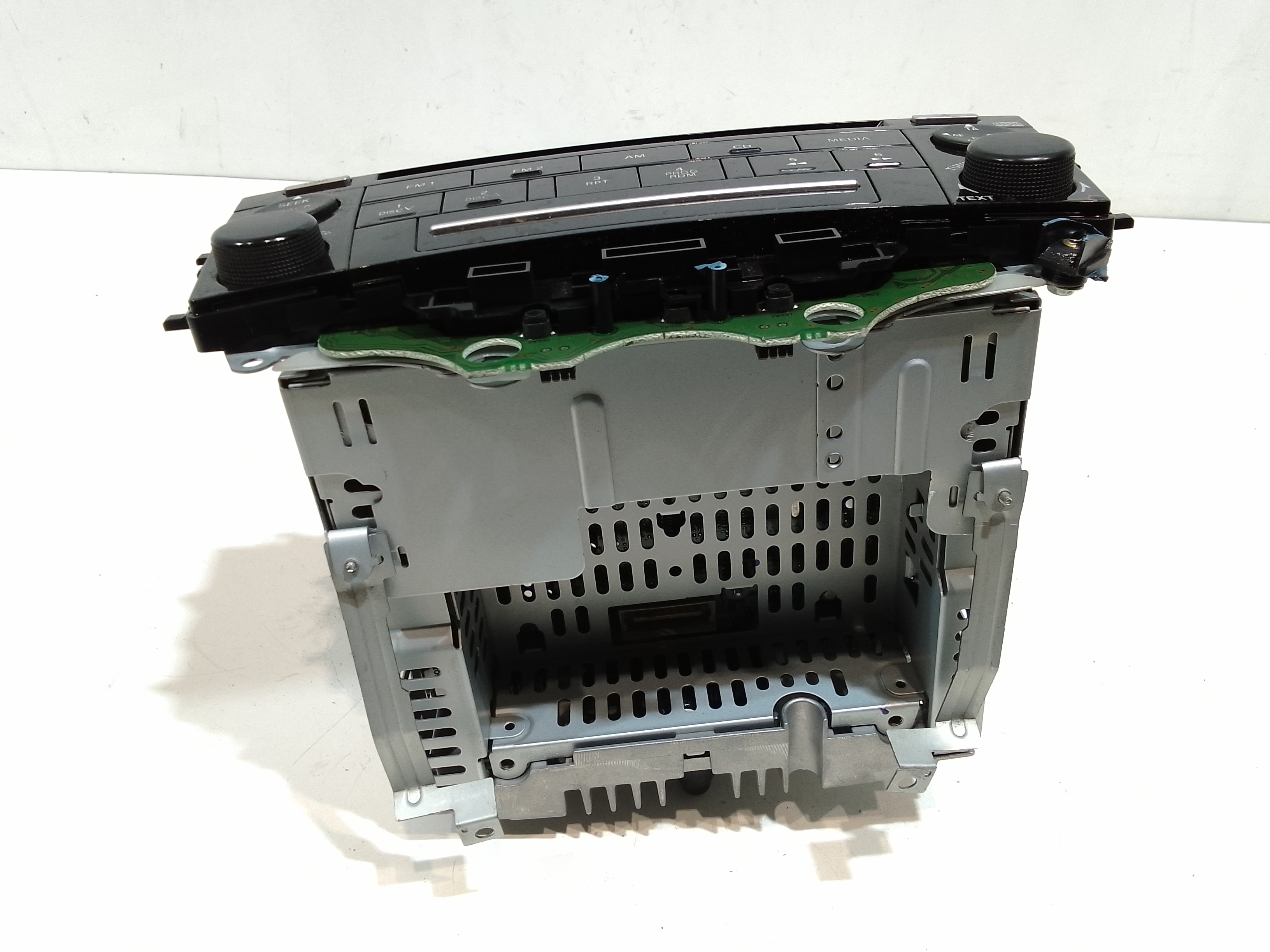 Autoradio per Mazda 6 S. Wagon (2002 - 2007)